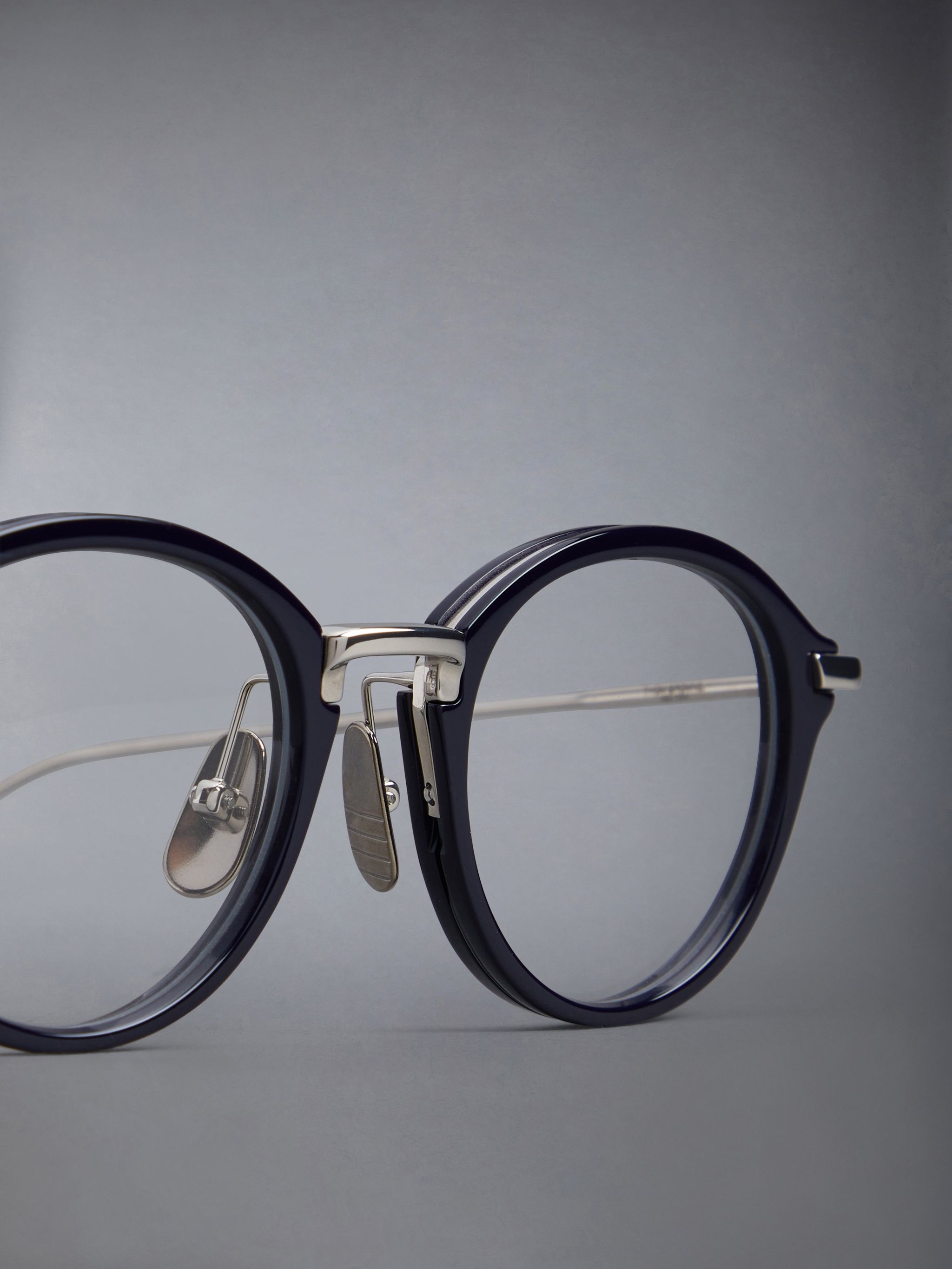ROUND EYEGLASSES IN ACETATE AND TITANIUM - 5