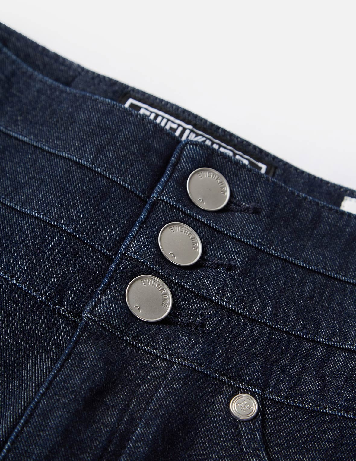Kamon Embroidered Bermuda Denim Shorts - 10