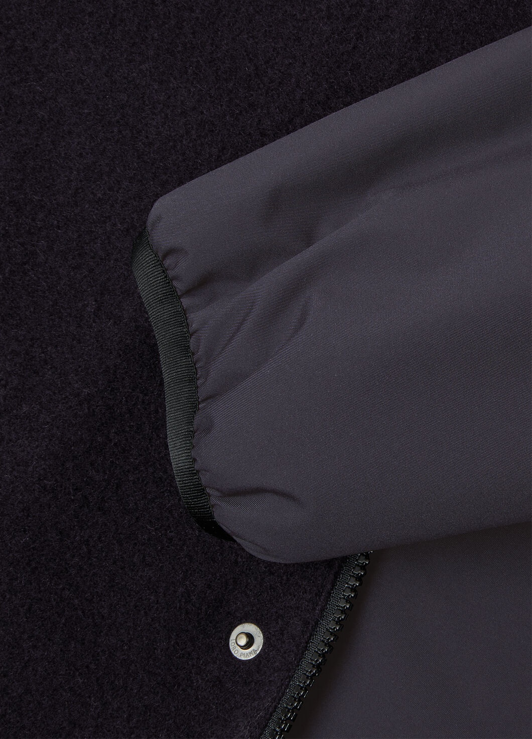 Apo Puffer Jacket - 4