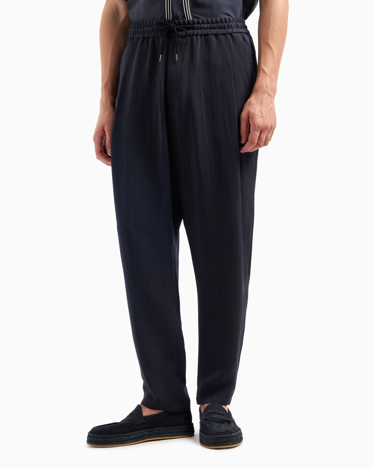 FLAT-FRONT TROUSERS IN CHEVRON JACQUARD VISCOSE - 4