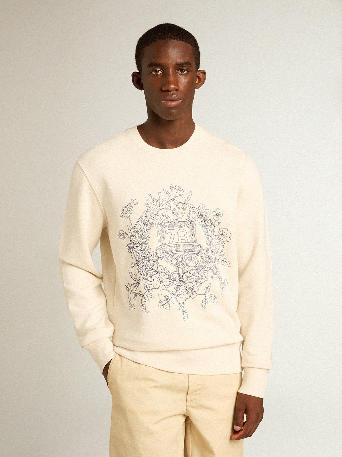Men's aged white cotton sweatshirt with embroidery on the front - 5