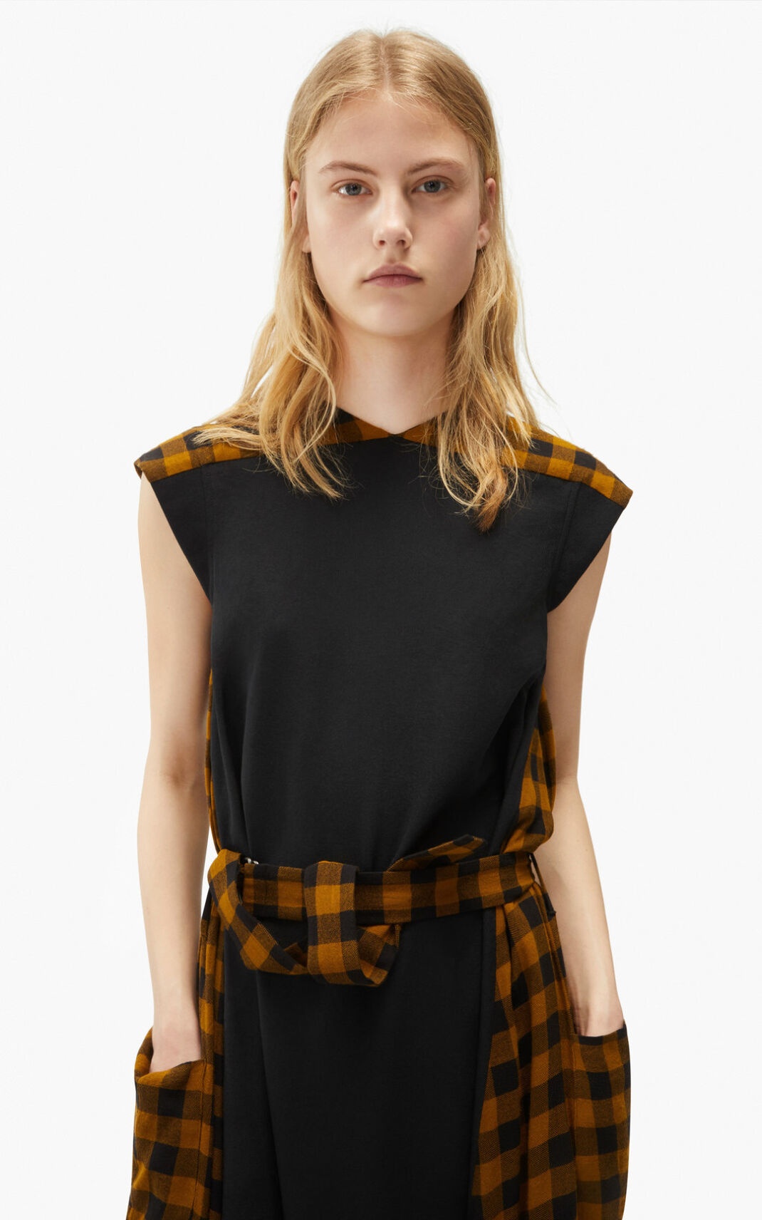 Sleeveless checked dress - 4