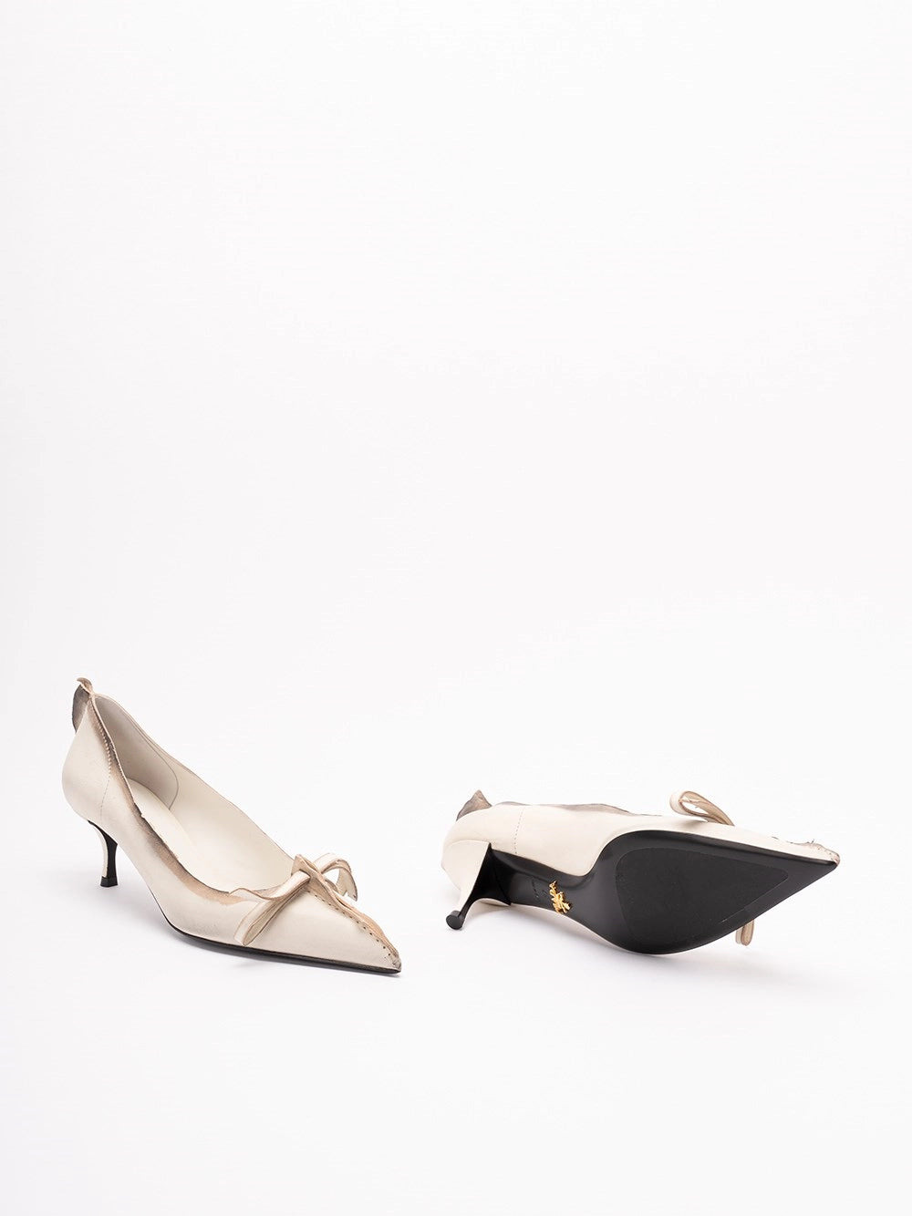 Prada Women Old Leather Pumps - 4