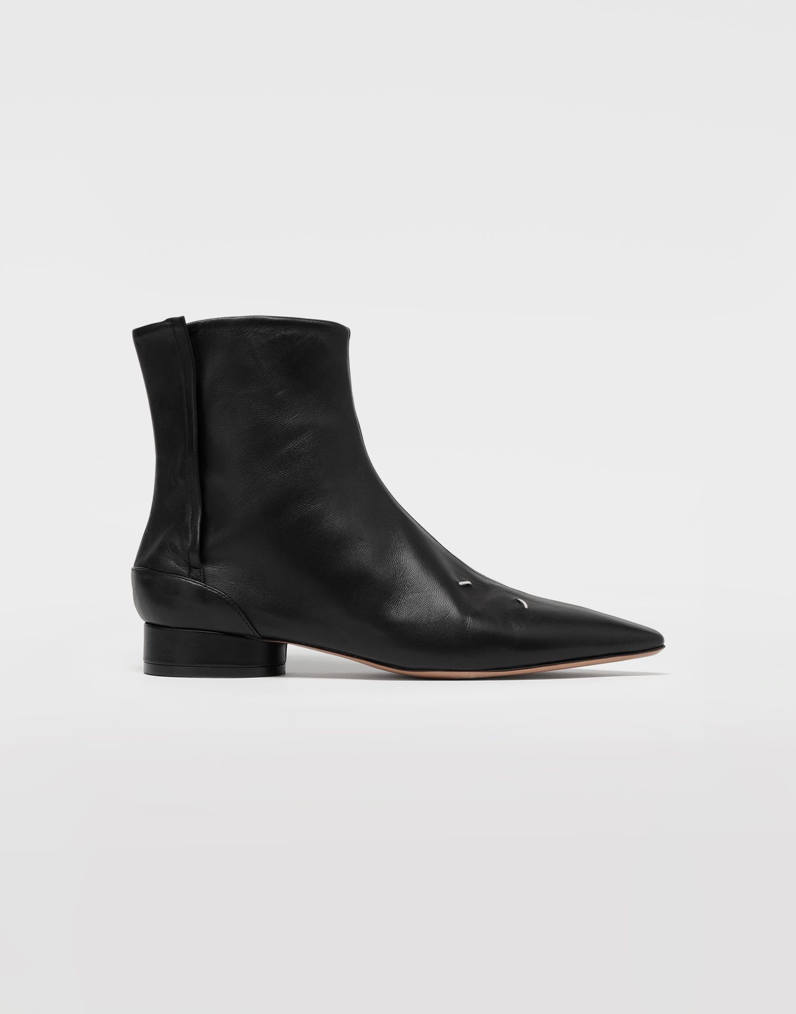 4-stitches leather ankle boots - 1