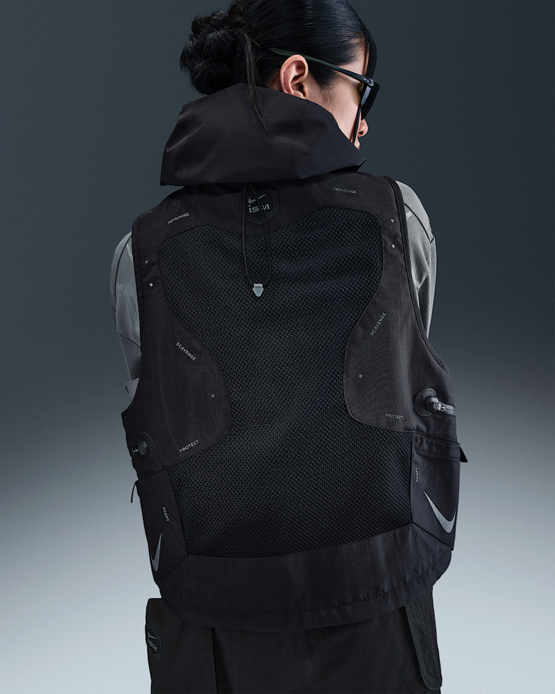 Nike ISPA Modular Vest 4