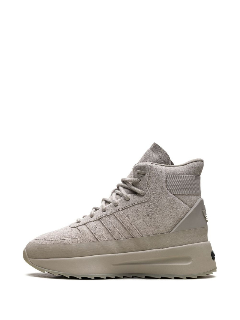 x Adidas Los Angeles Hikers "Fear Of God Athletics - Sesame" sneakers 5