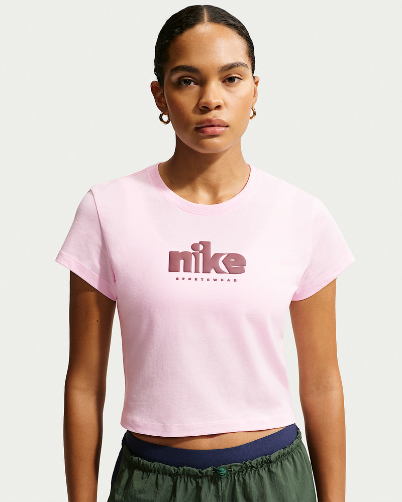 Nike Sportswear Club Women's Short-Sleeve T-Shirt 1