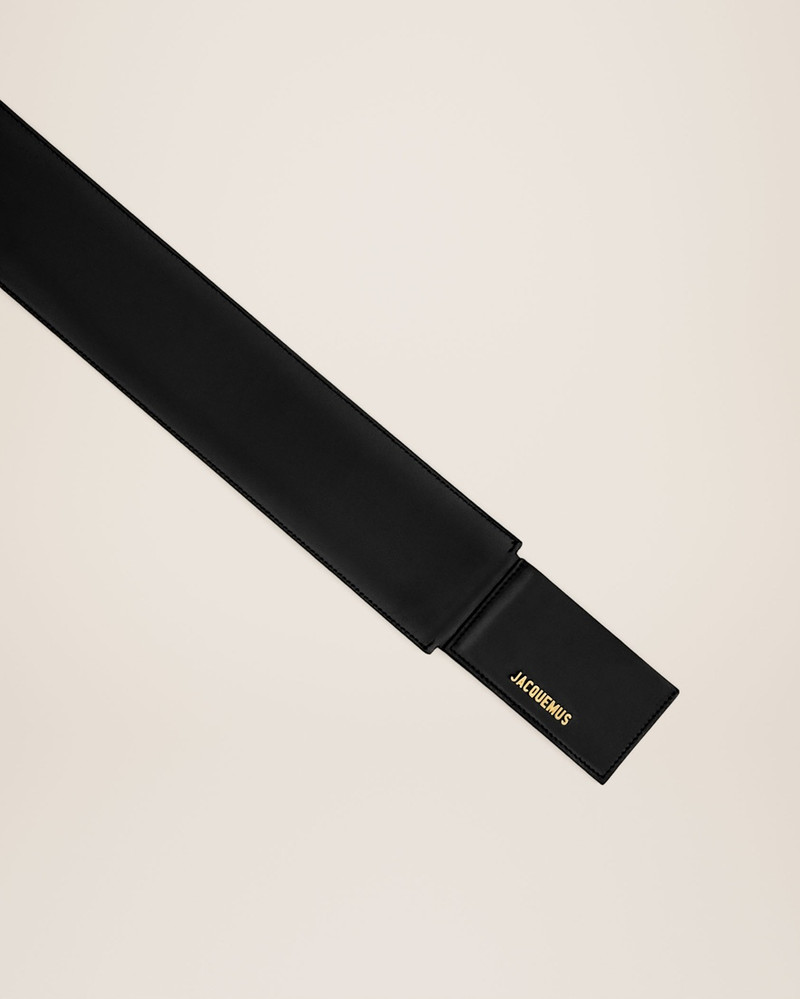 JACQUEMUS La ceinture Carta outlook