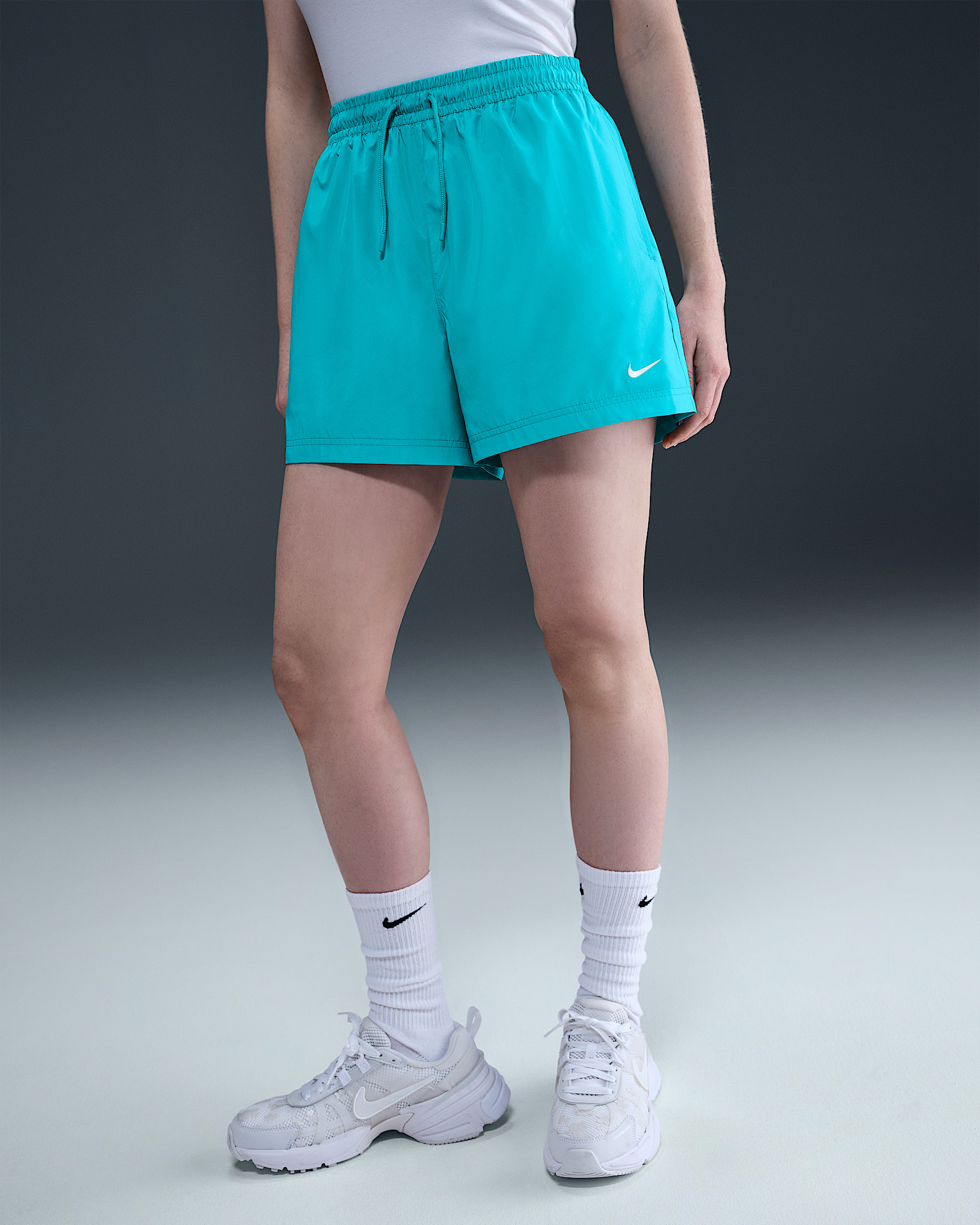 Nike Sportswear Classic Wovens Women's Mid-Rise Shorts - 2