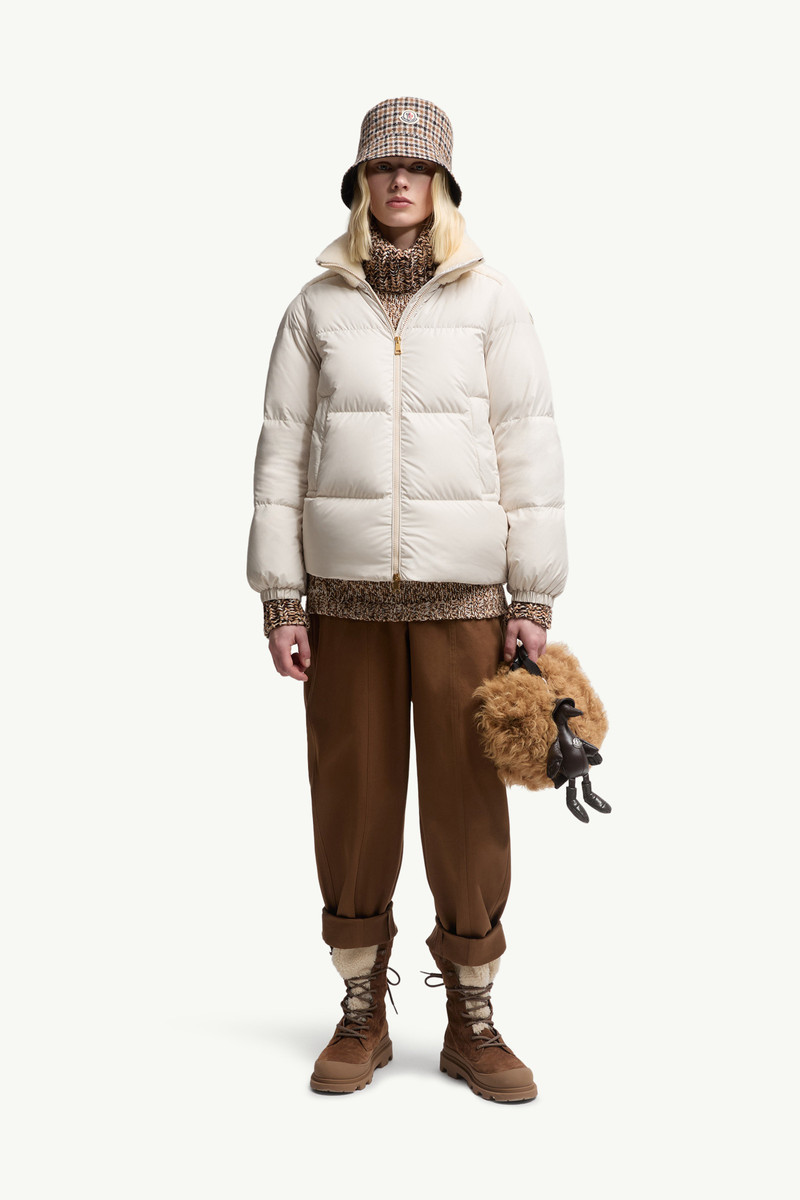 Moncler Esnaie Teddy-Trimmed Short Down Jaket outlook