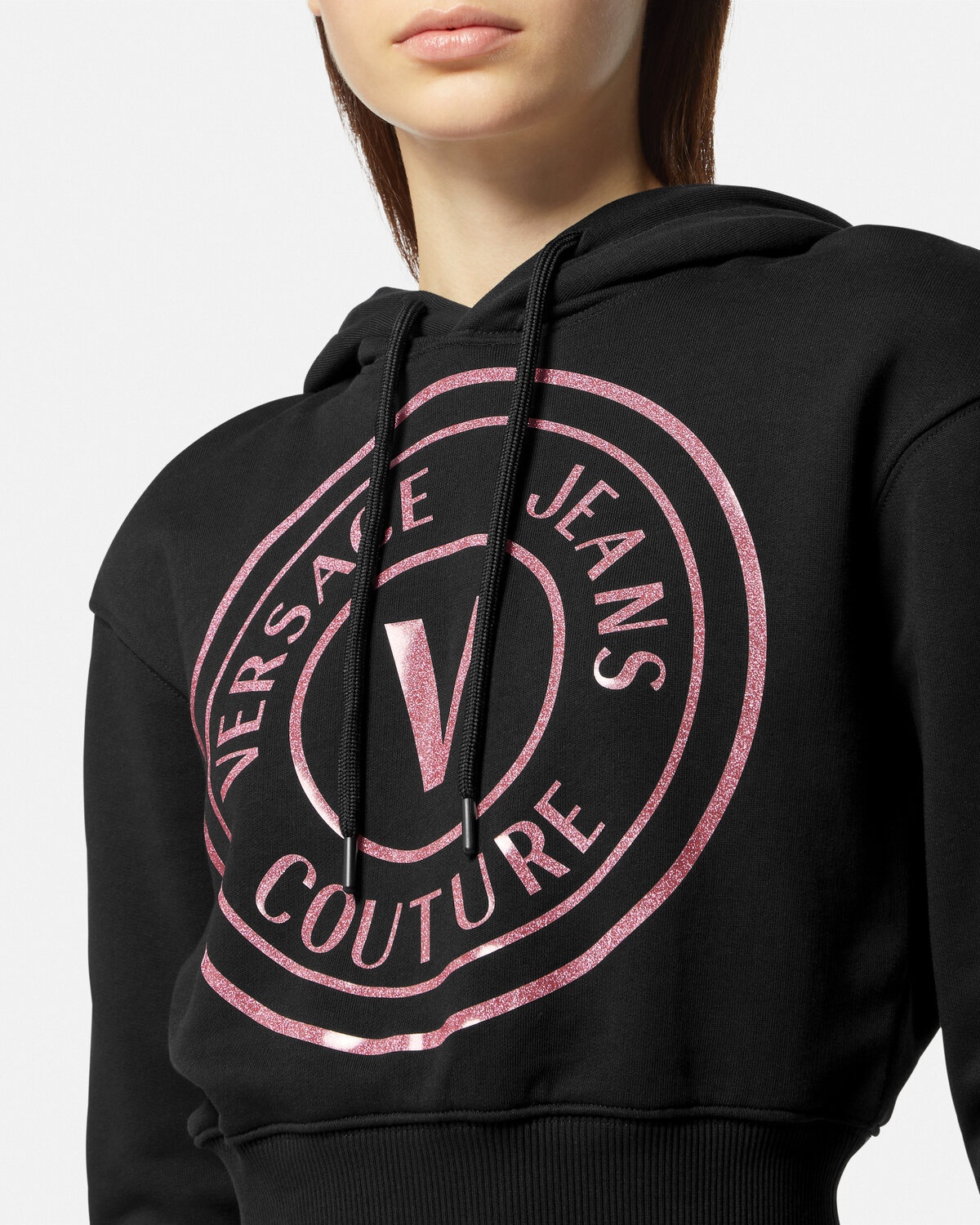 V-Emblem Crop Hoodie - 3