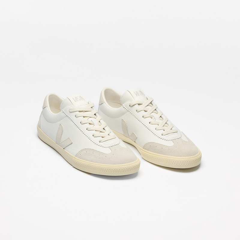 VEJA VOLLEY LEATHER WHITE NATURAL outlook