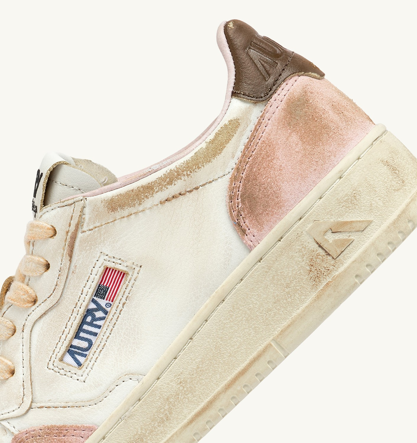 MEDALIST LOW SUPER VINTAGE SNEAKERS IN NUDE AND SEPIA LEATHER SUEDE - 6