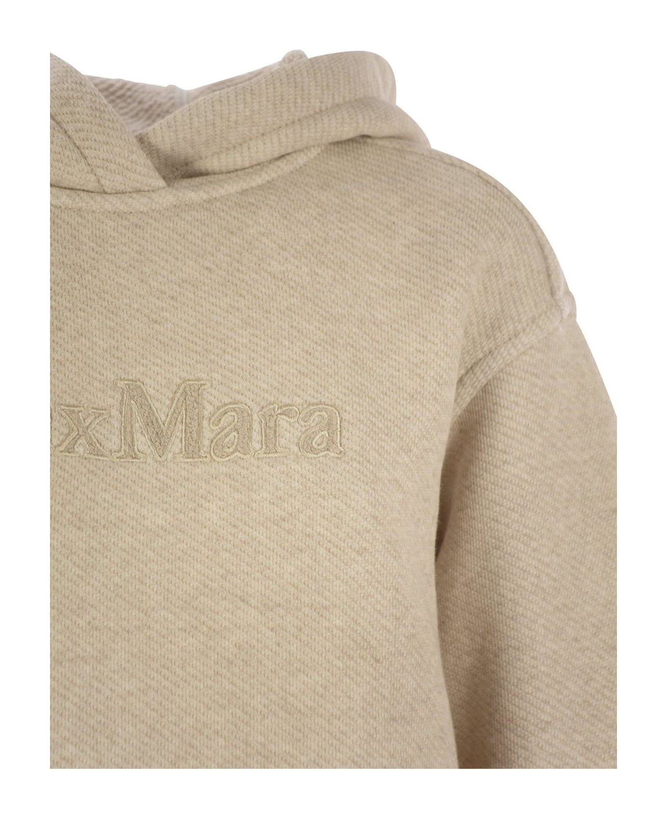 Gary Logo Embroidered Hoodie - 4