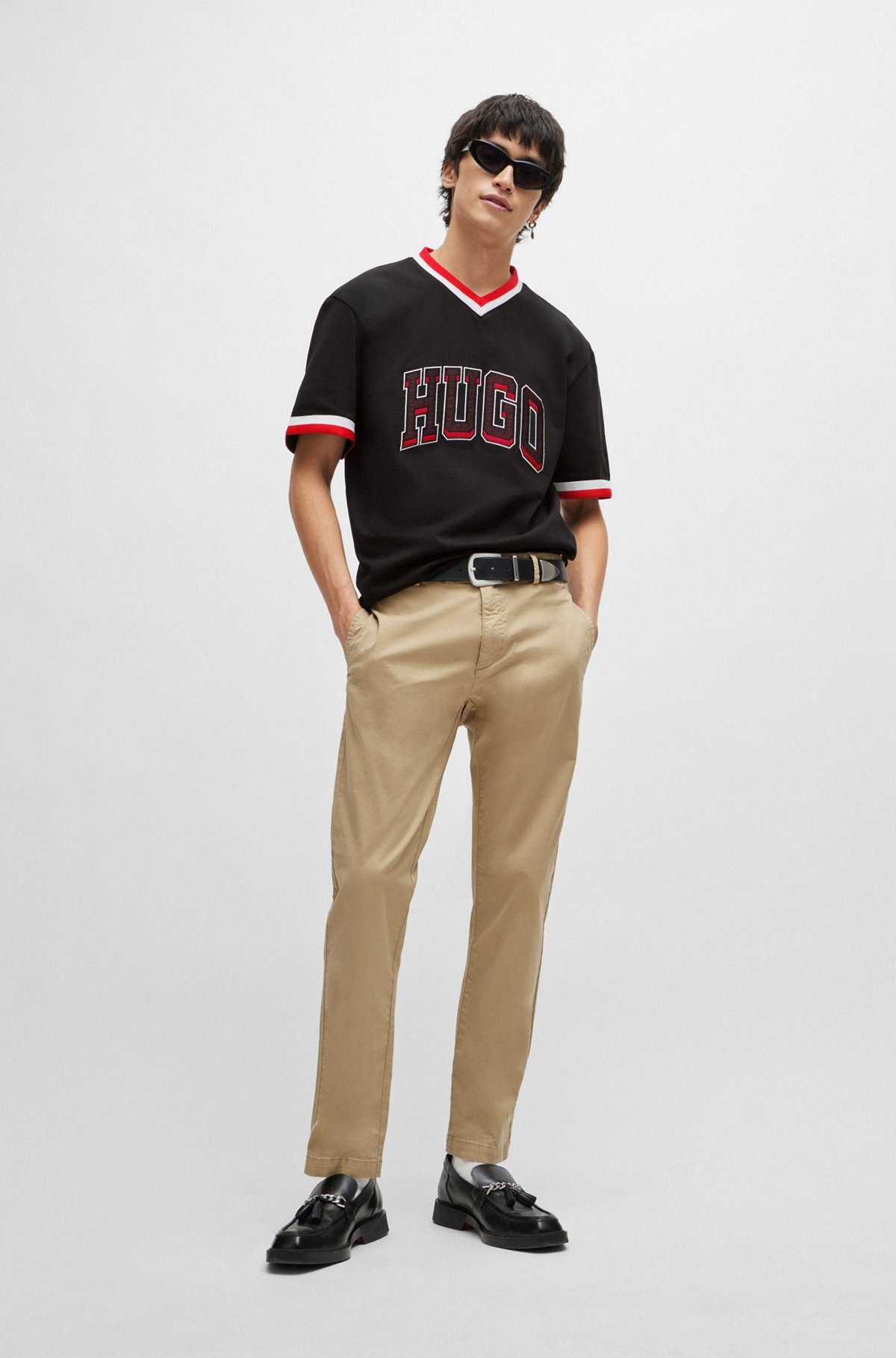 SLIM-FIT CHINOS IN STRETCH-COTTON GABARDINE - 3