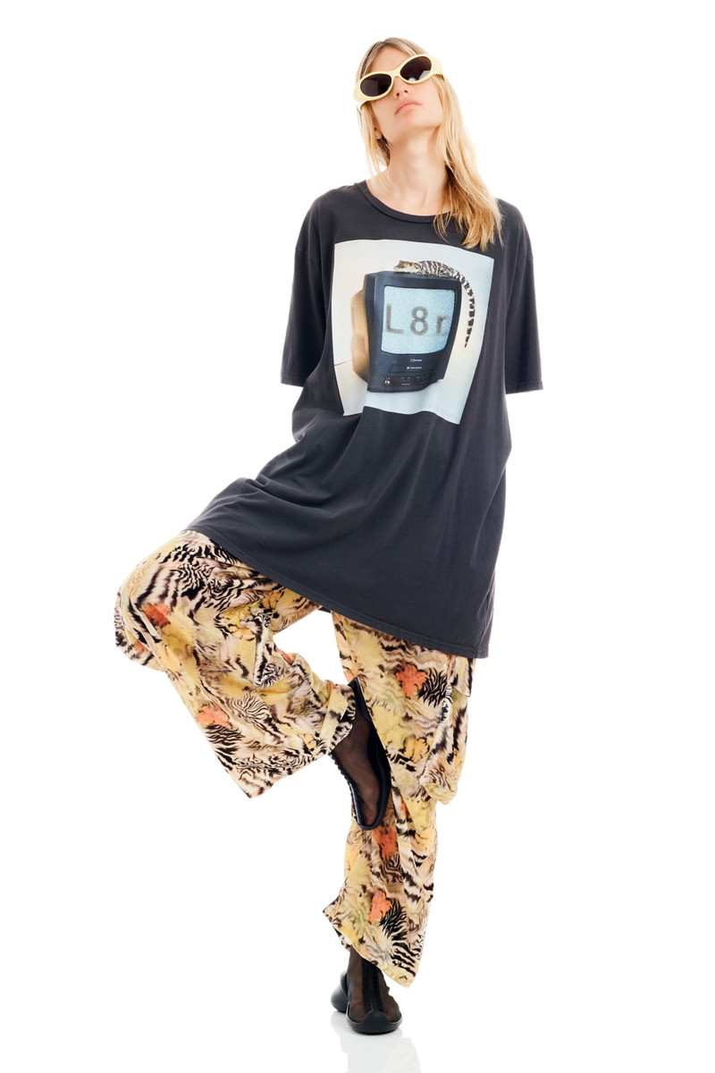 Collina Strada L8R GRAPHIC TEE outlook