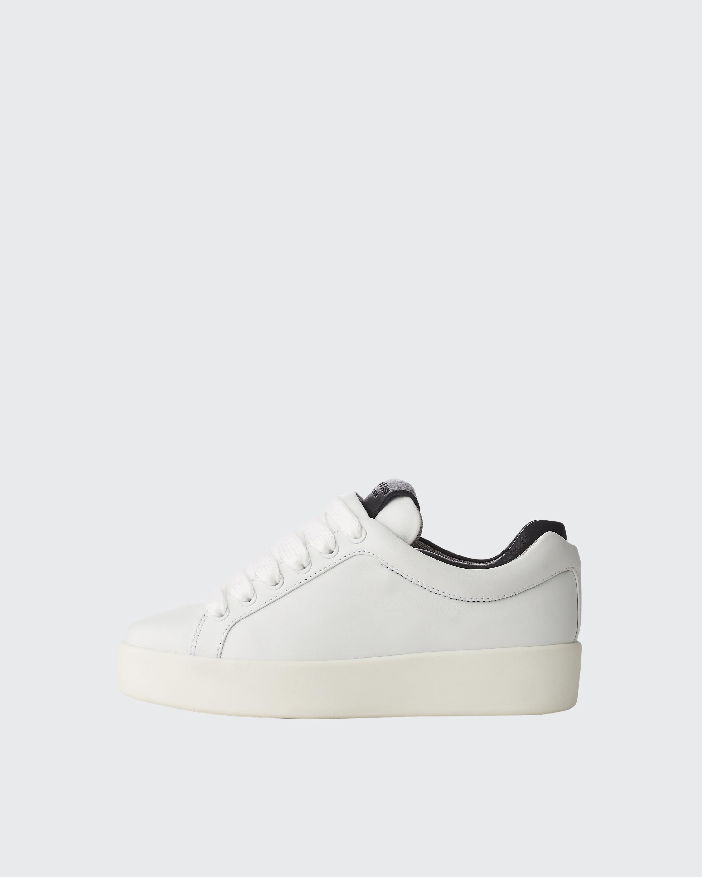 Retro Pro Sneaker - Leather
Low Top Sneaker - 1