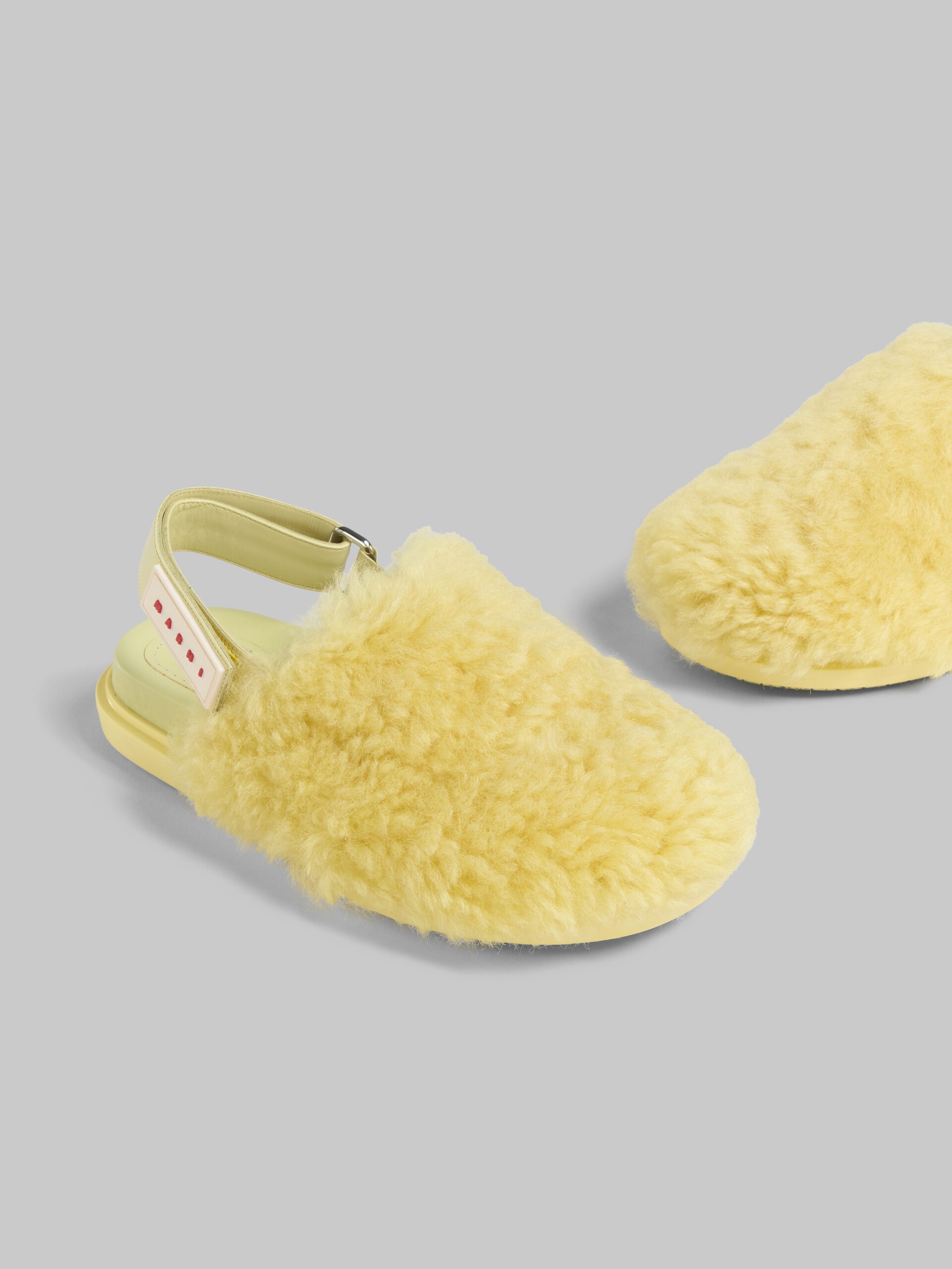 LIGHT YELLOW SHEARLING SABOT - 5