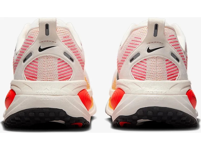 Nike Vomero 18 - 5