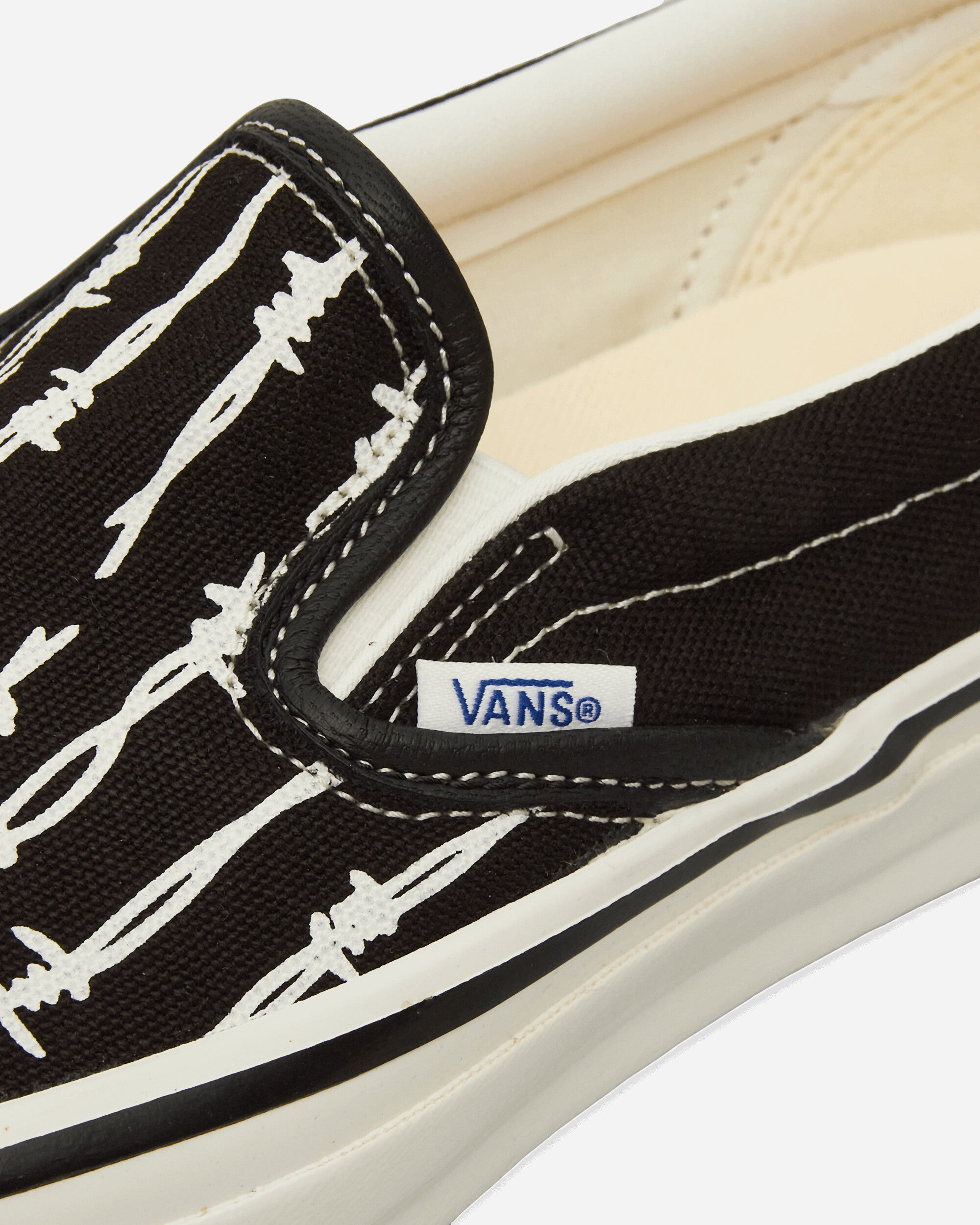 Classic Slip-On Reissue 98 Sneakers Black / Barbed Wire - 6