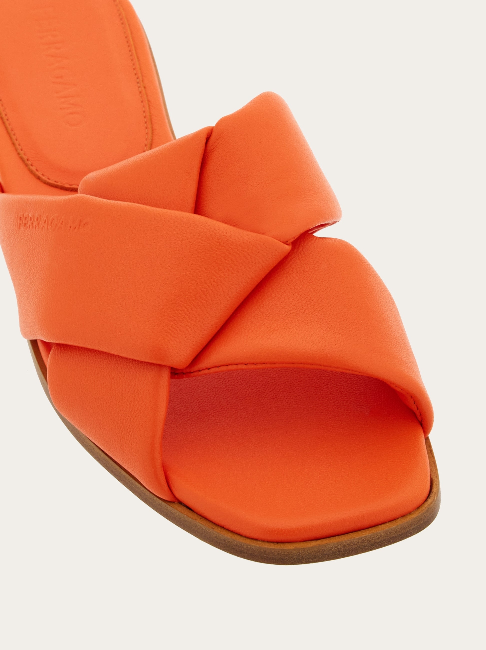 Crossover-strap slide - 5