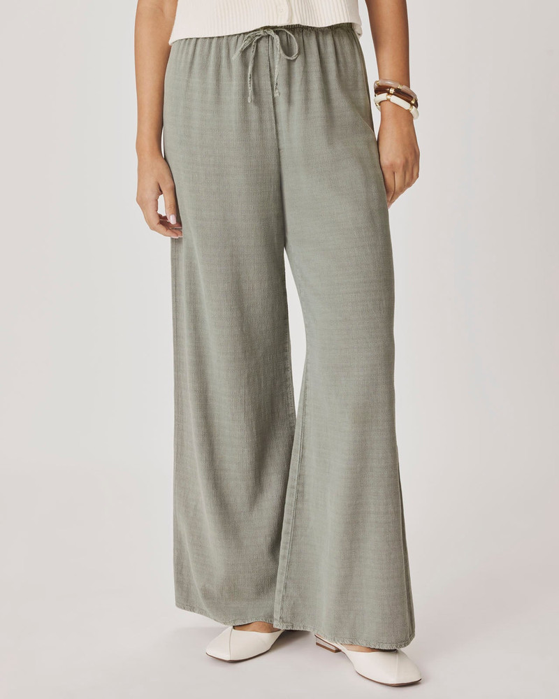 Splendid Valerie Pant outlook