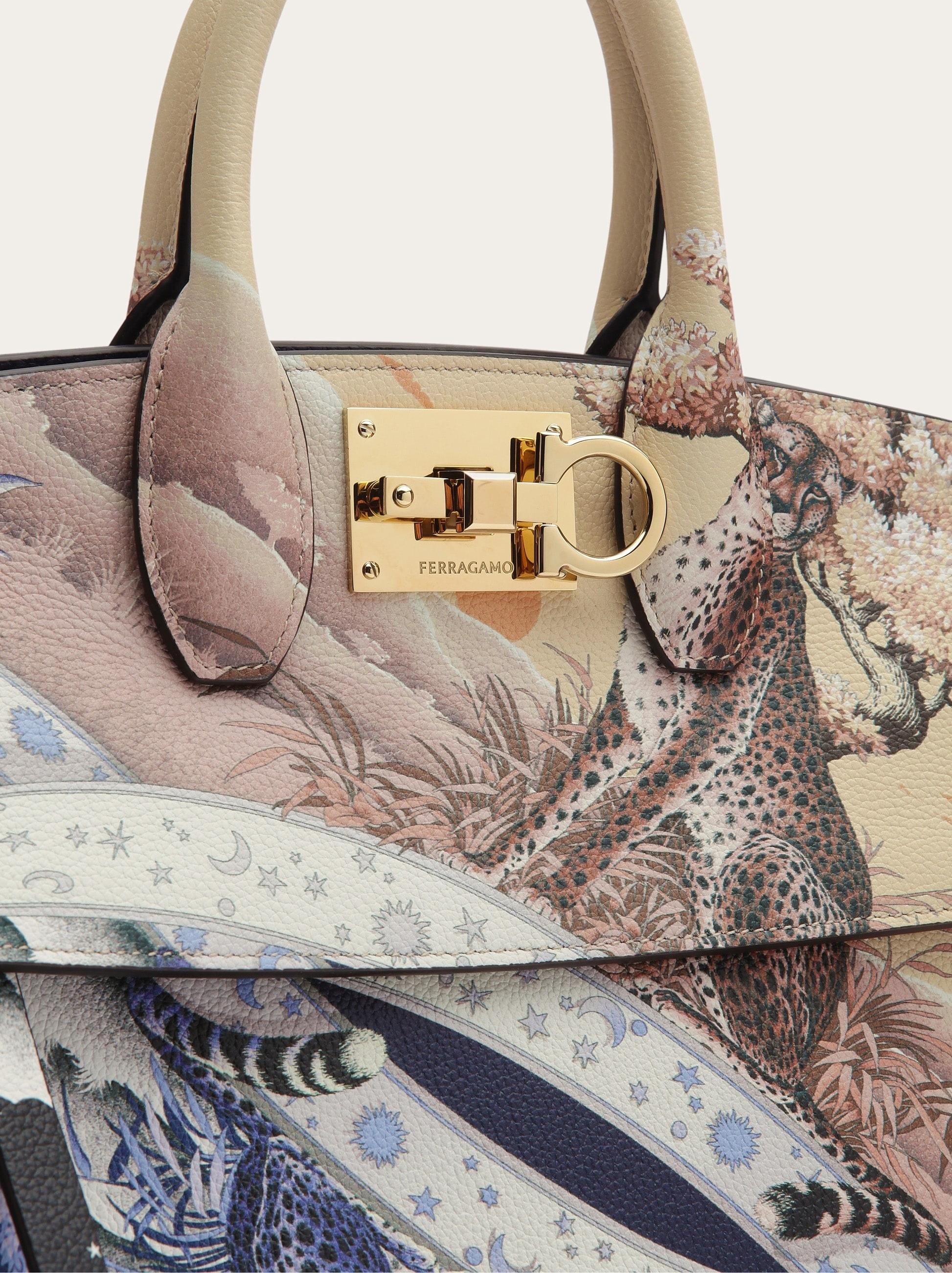 Ferragamo Studio Soft bag (S) - 7