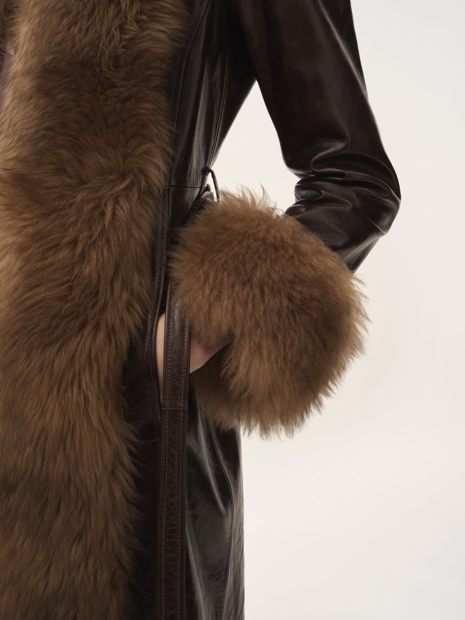 LONG COLUMN COAT IN LEATHER - 7