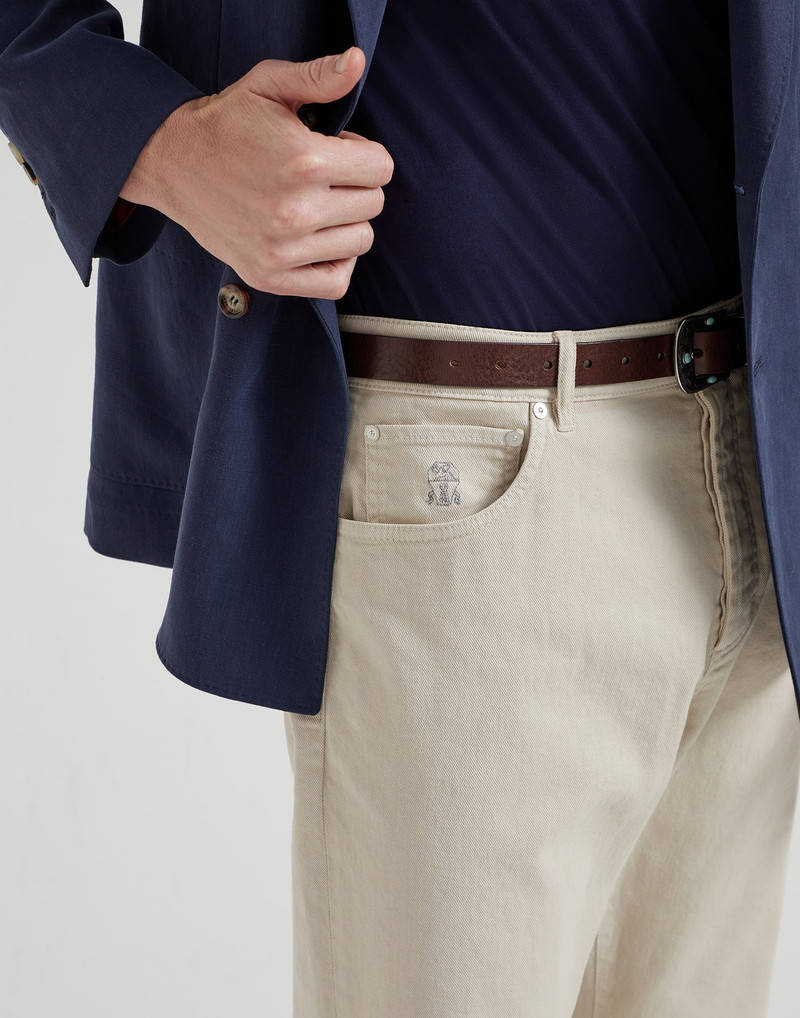 Garment-dyed comfort denim leisure fit five-pocket trousers 3