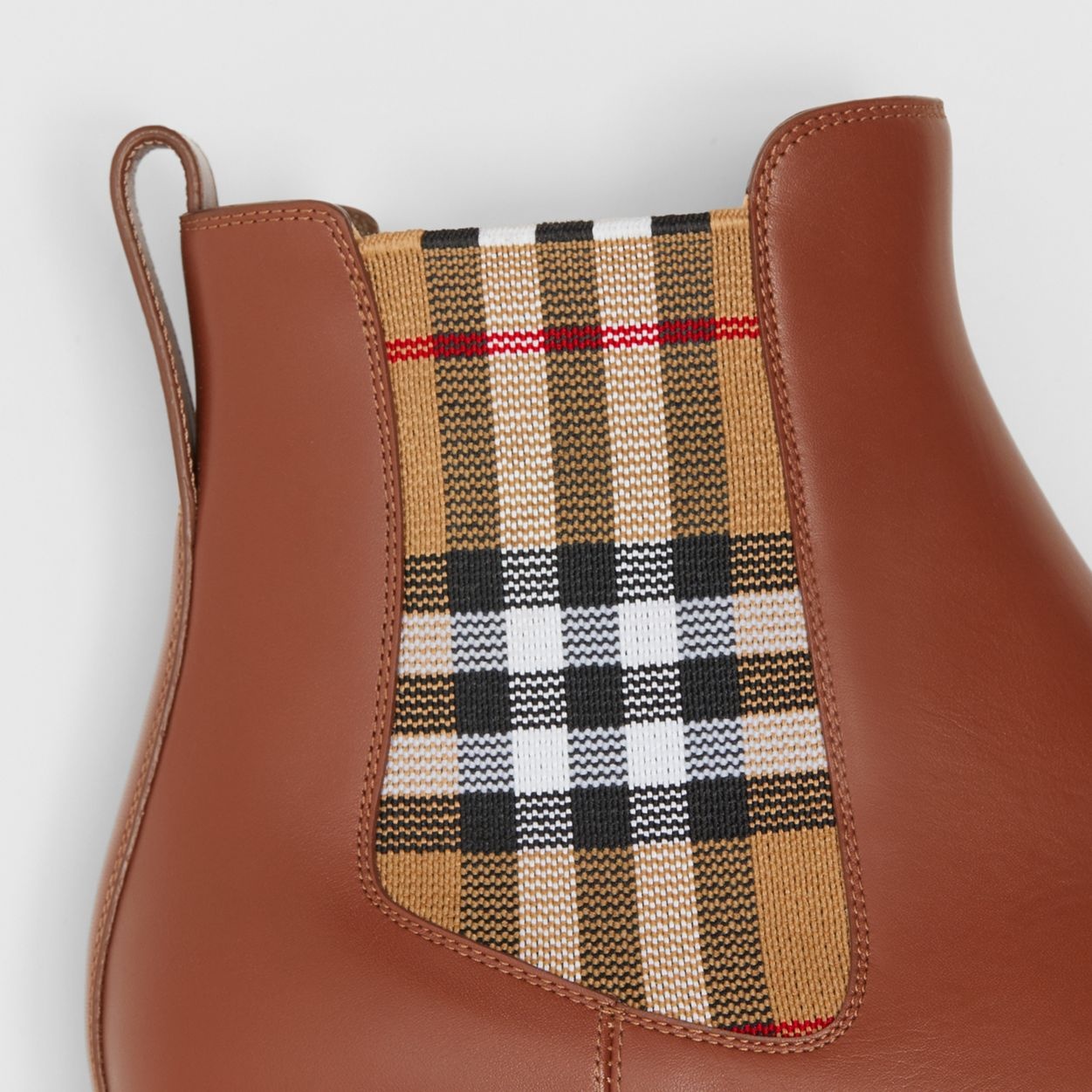 Vintage Check Detail Leather Chelsea Boots - 2