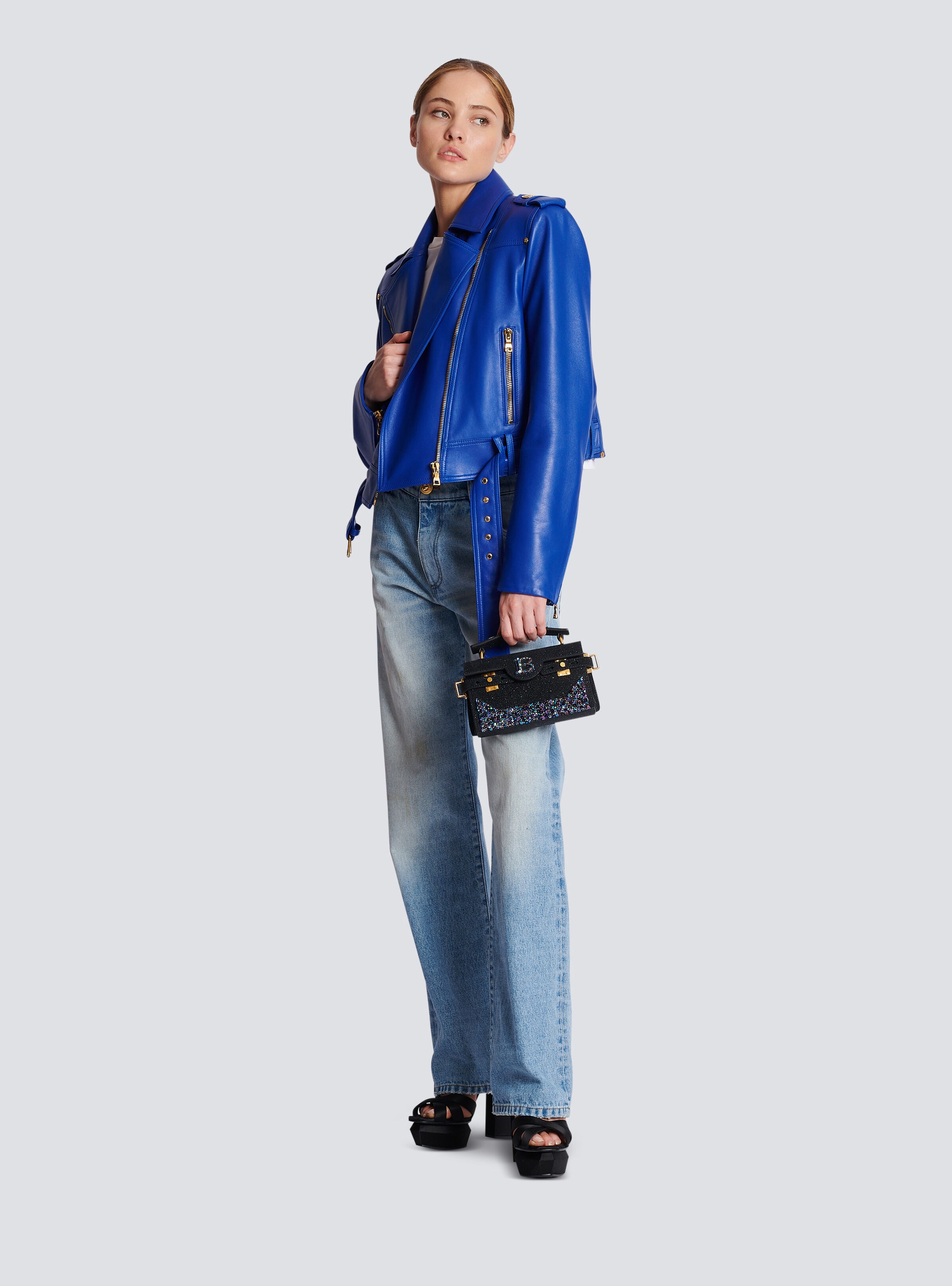 B-Buzz 19 bag in embroidered leather - 7