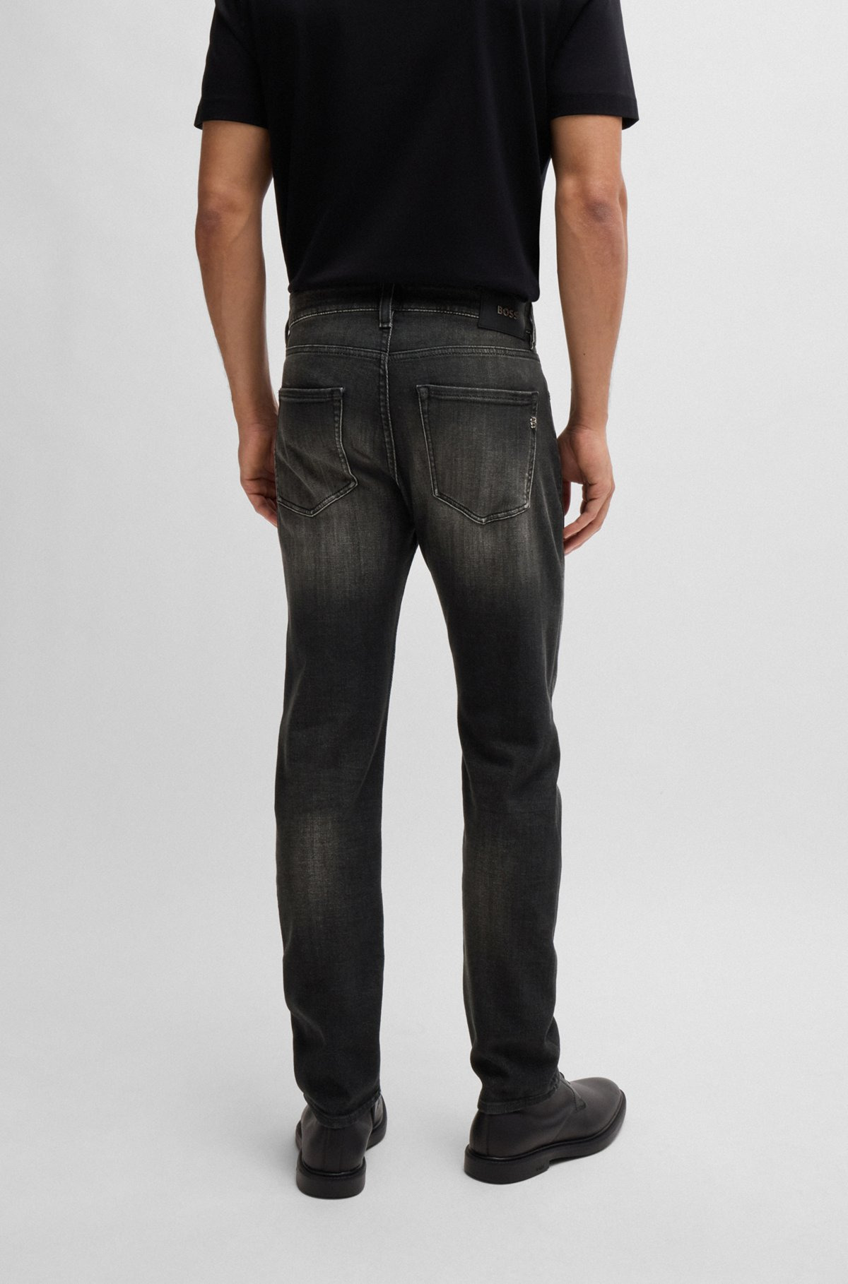 DELAWARE SLIM-FIT JEANS IN BLACK STRETCH DENIM - 4