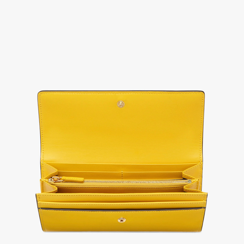 FENDI Yellow leather wallet outlook