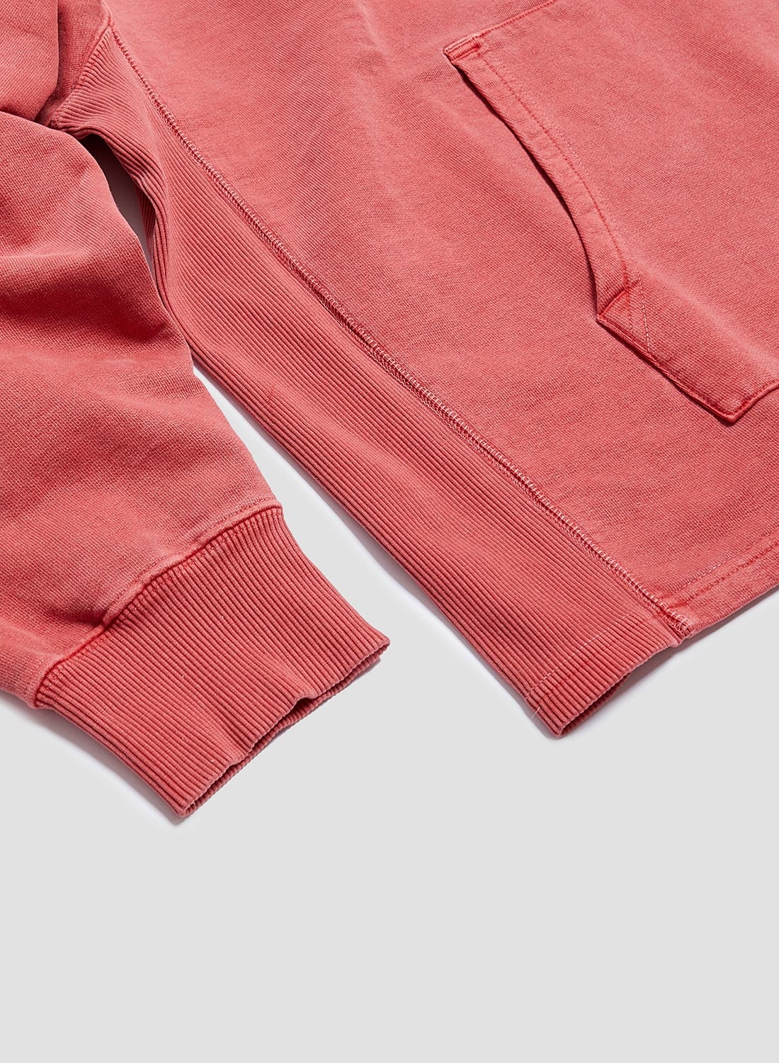 Training Sweater in Vintage Red - 8