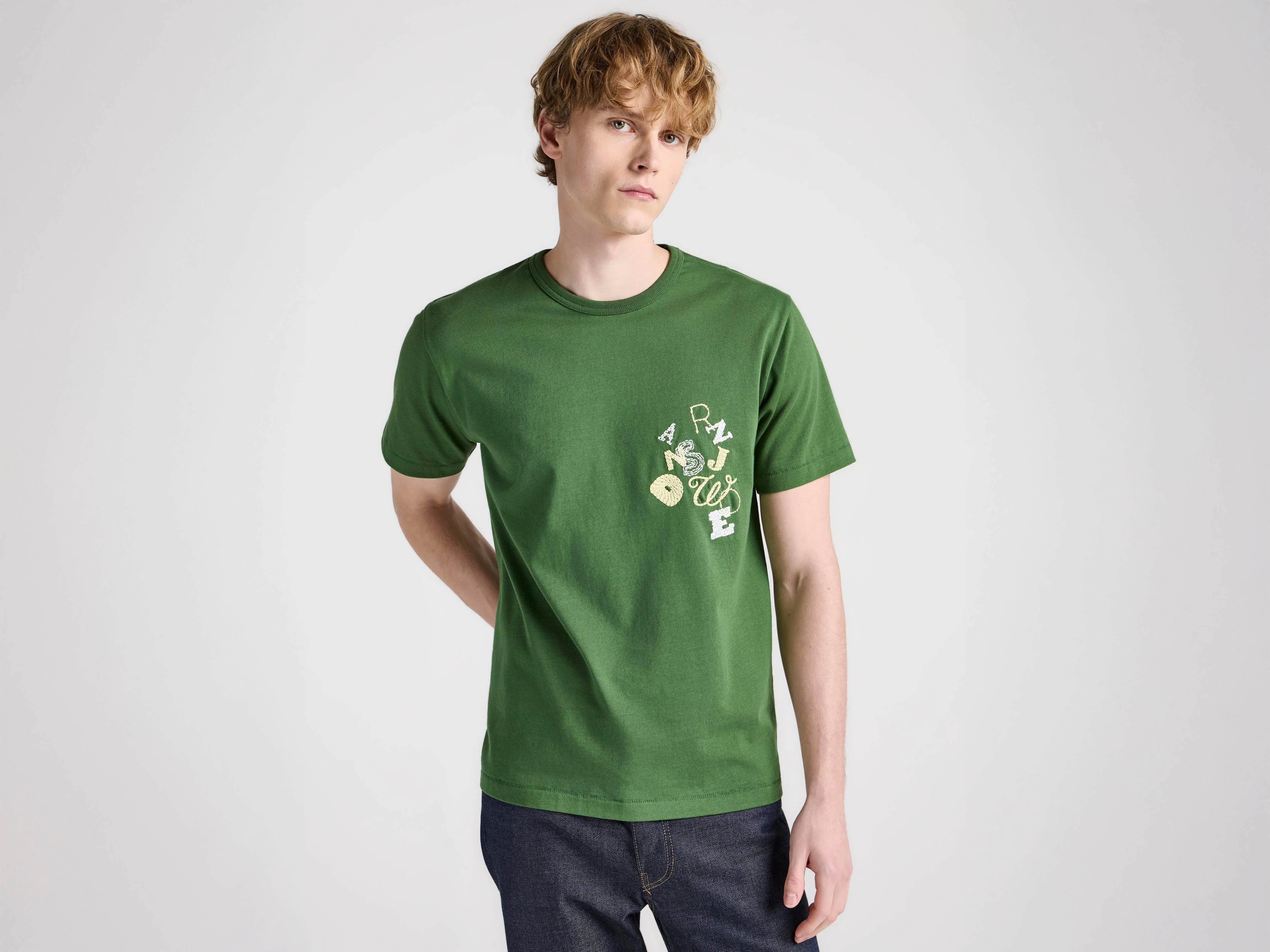 MENS SCATTERED LETTERS T-SHIRT IN GREEN - 1
