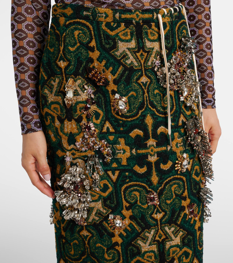 Embellished pencil skirt 4