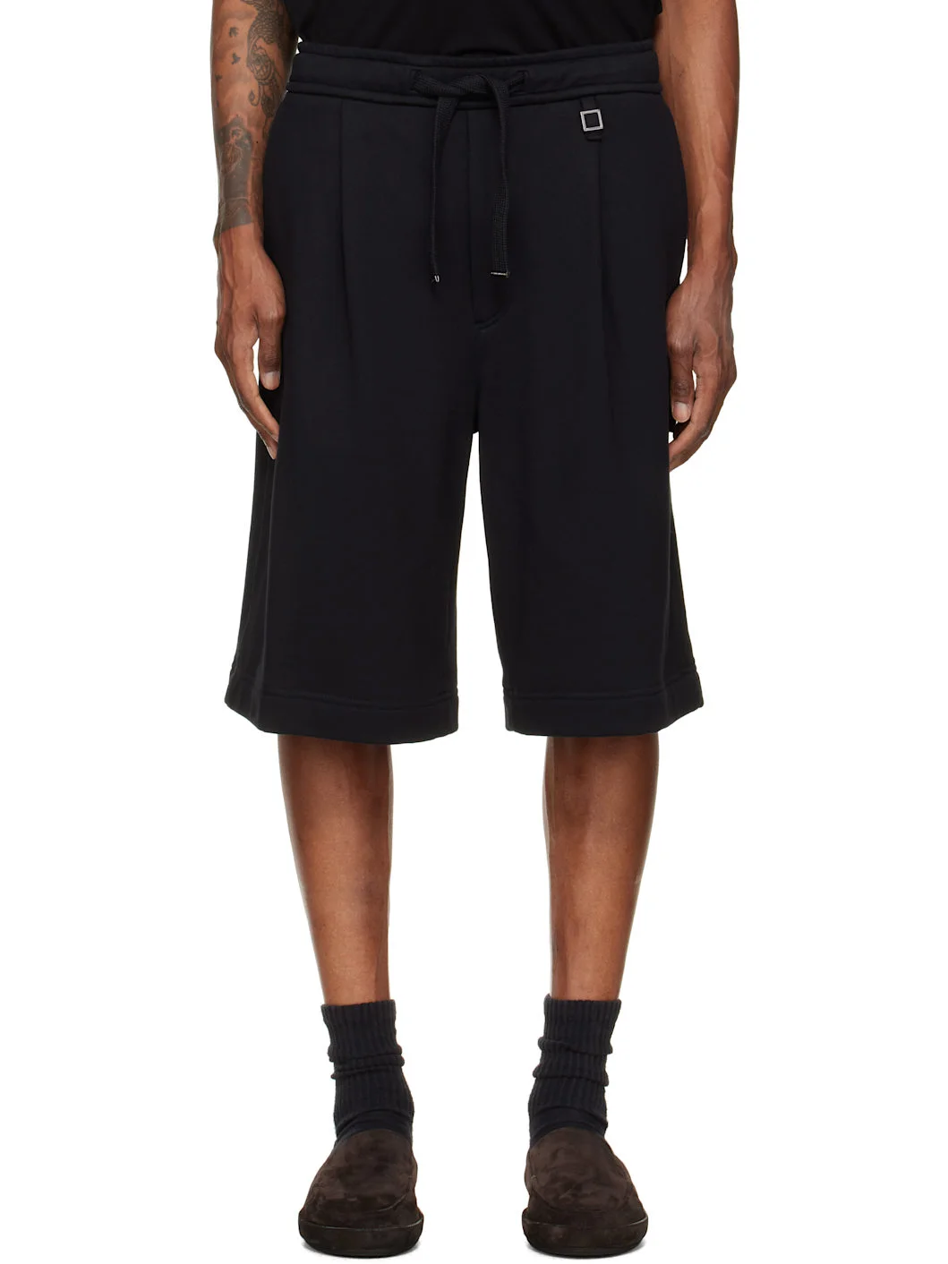 Black Single-Pleat Cotton Shorts - 1