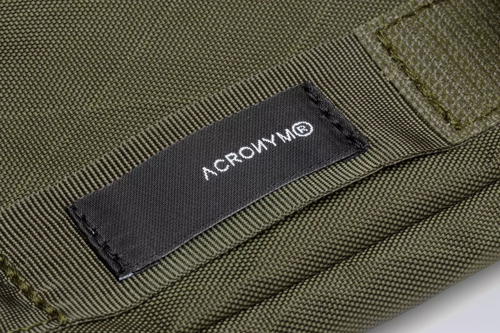 ACRONYM 3A-MZ4 Modular Zip Pocket Olive | acronym | REVERSIBLE