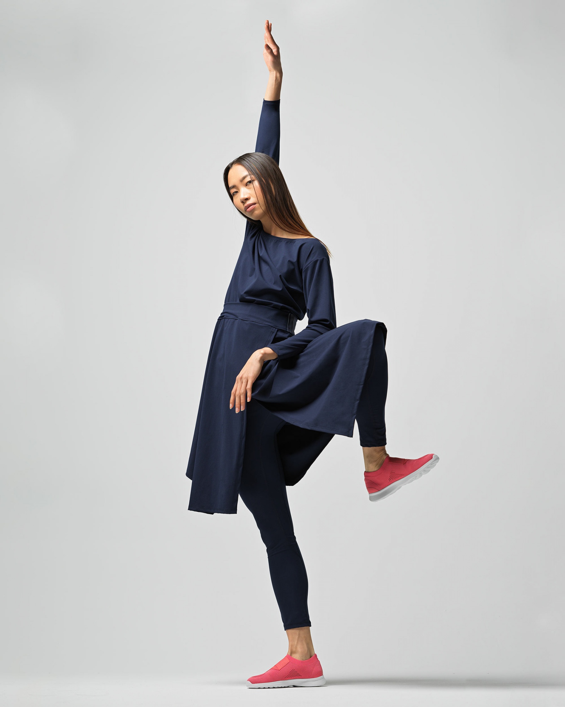 Asymmetric high-stretch dress - 1