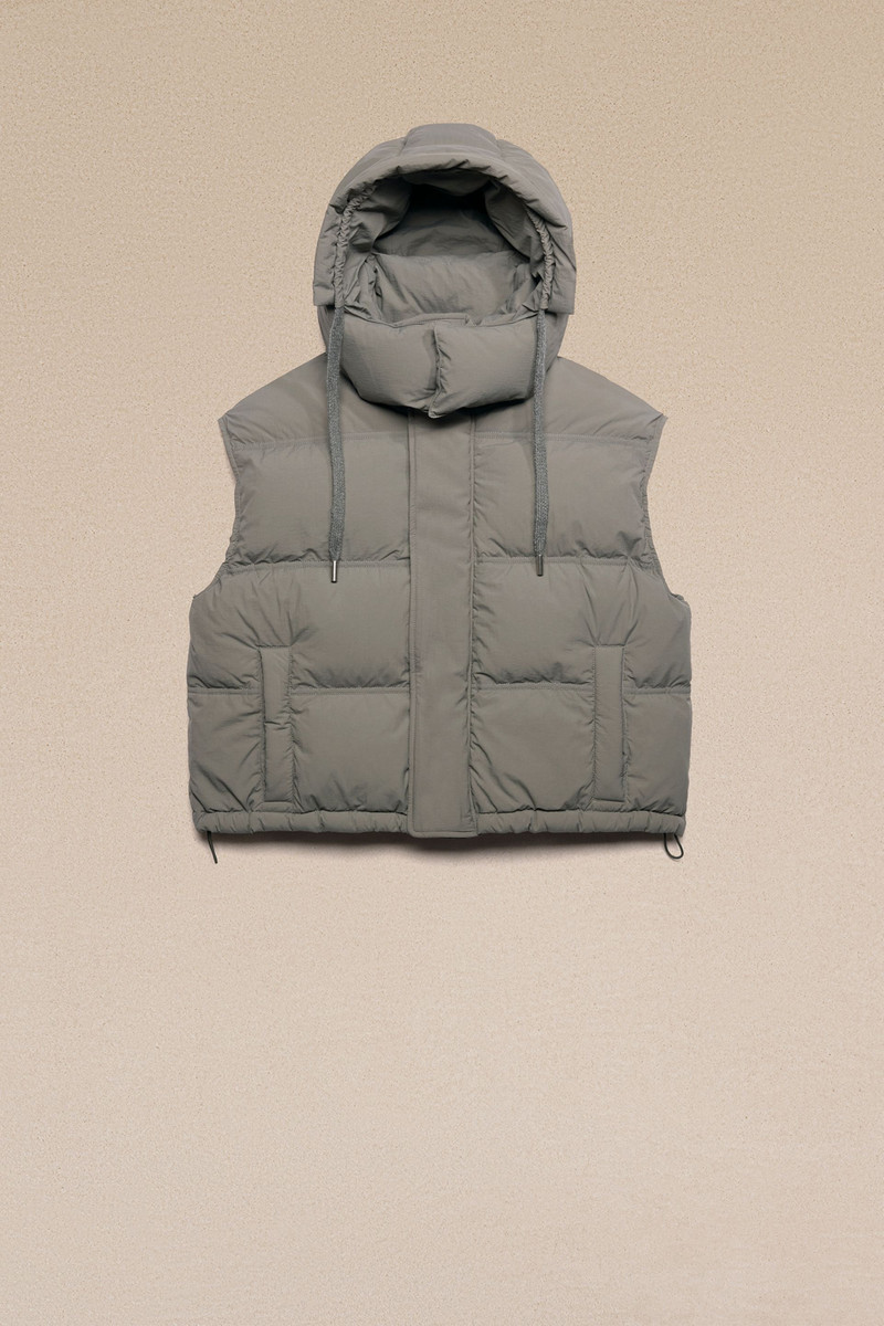 Ami Alexandre Mattiussi Sleeveless Down Jacket 3