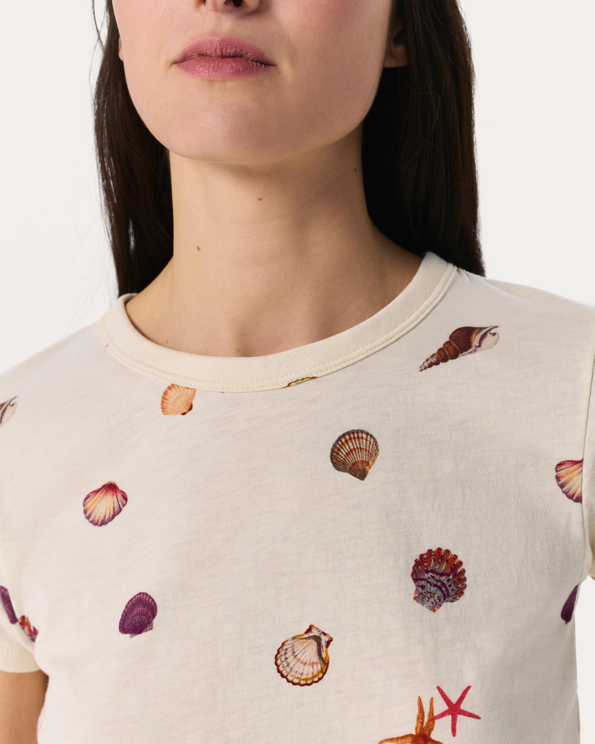 Seashell Graphic Tee - 4