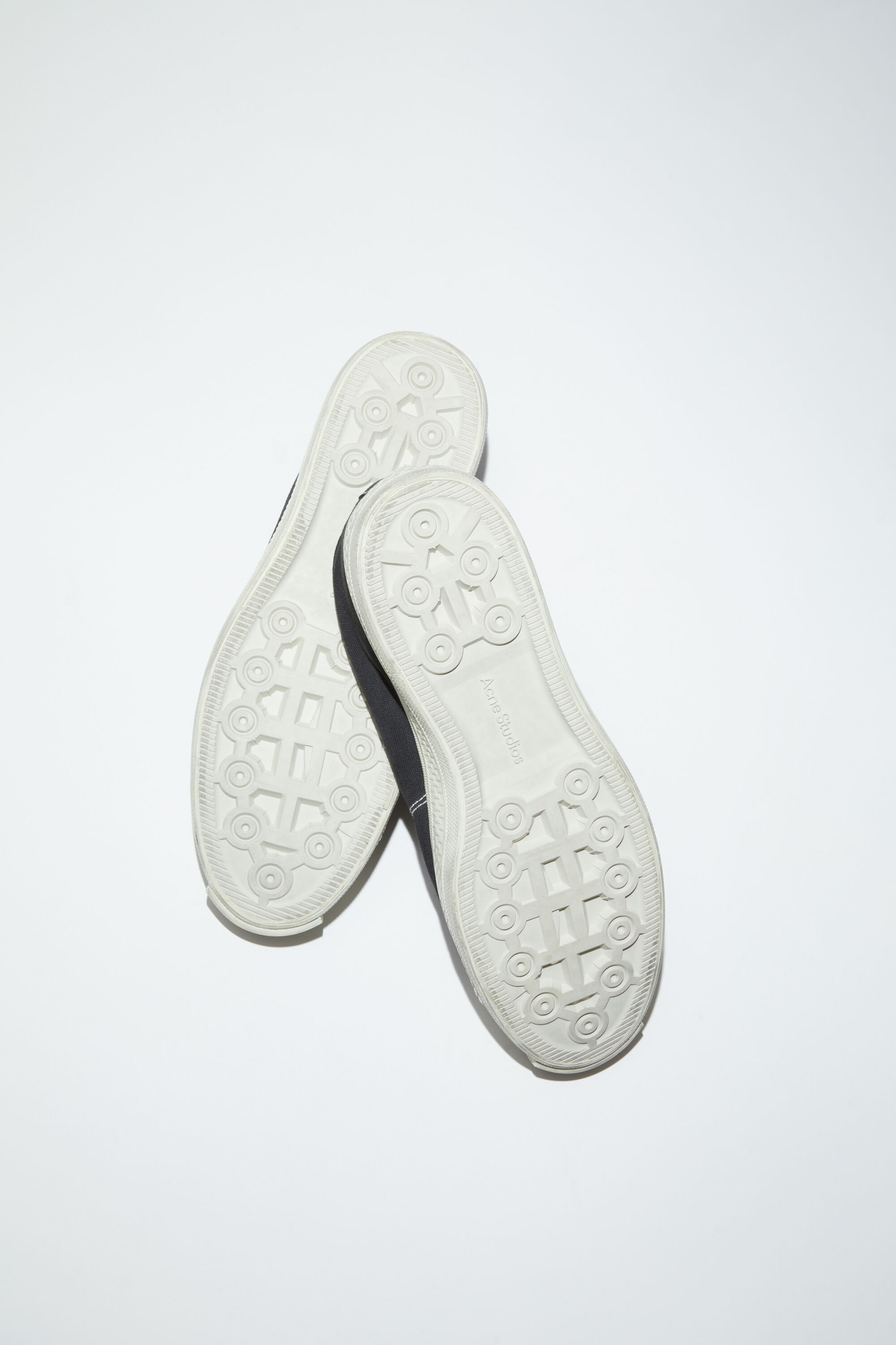 Low top sneakers - Black/off white - 4