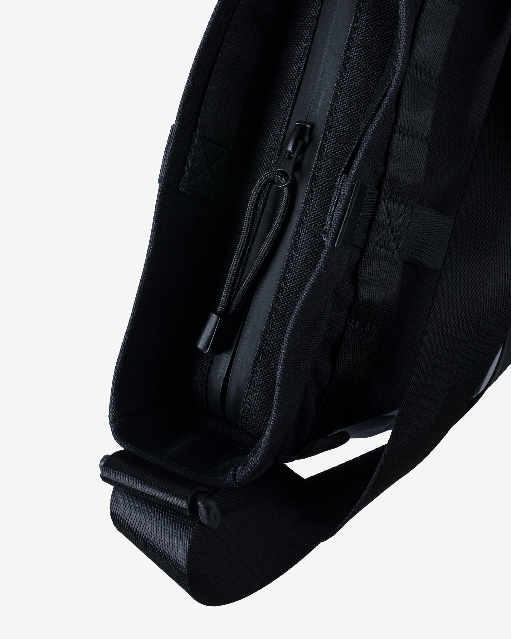 OGL-ORI-AVIATOR OGL Originale Tech Material Aviator Bag - Black - 9
