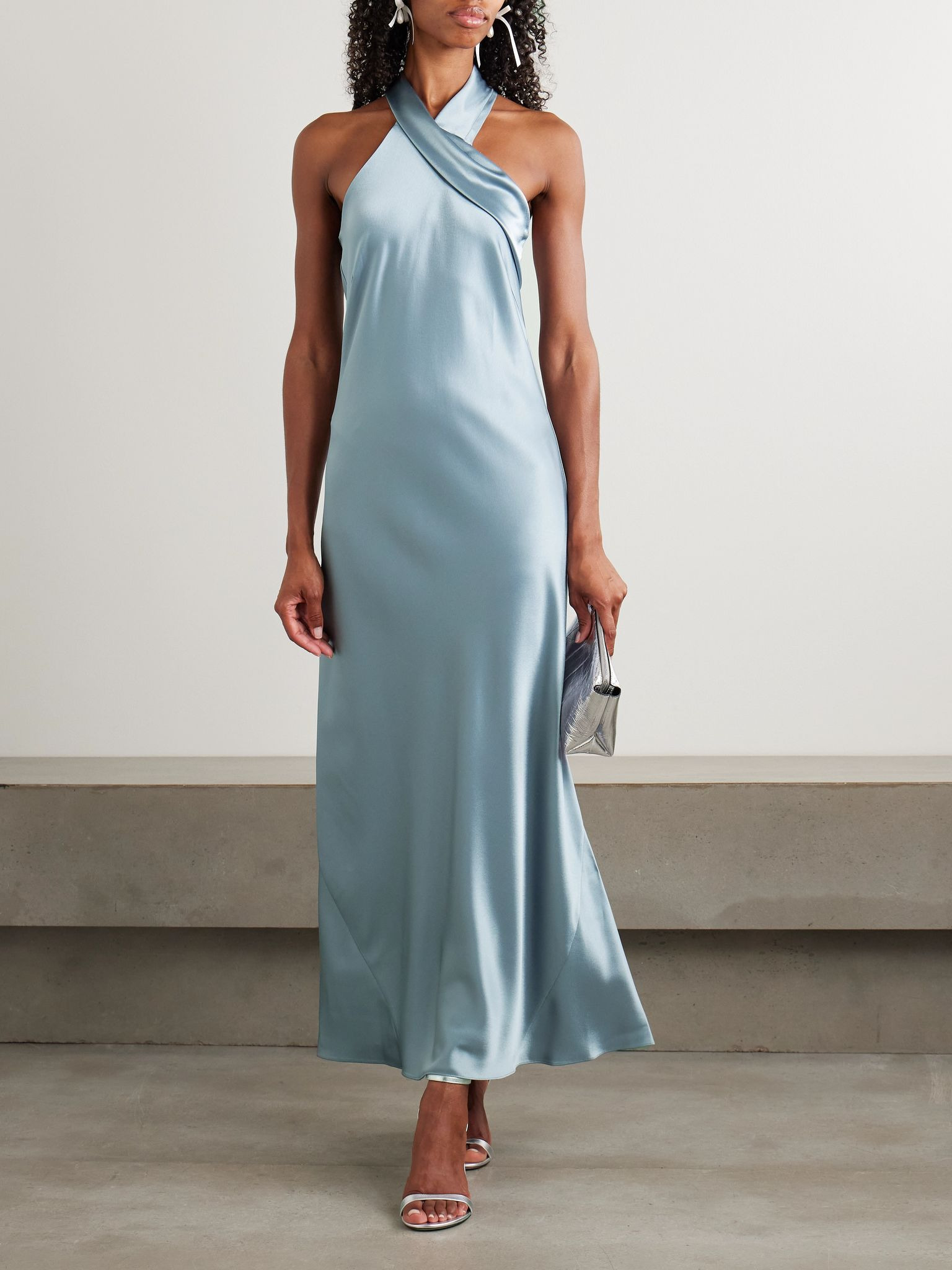 Pandora satin halterneck midi dress Light blue - 2