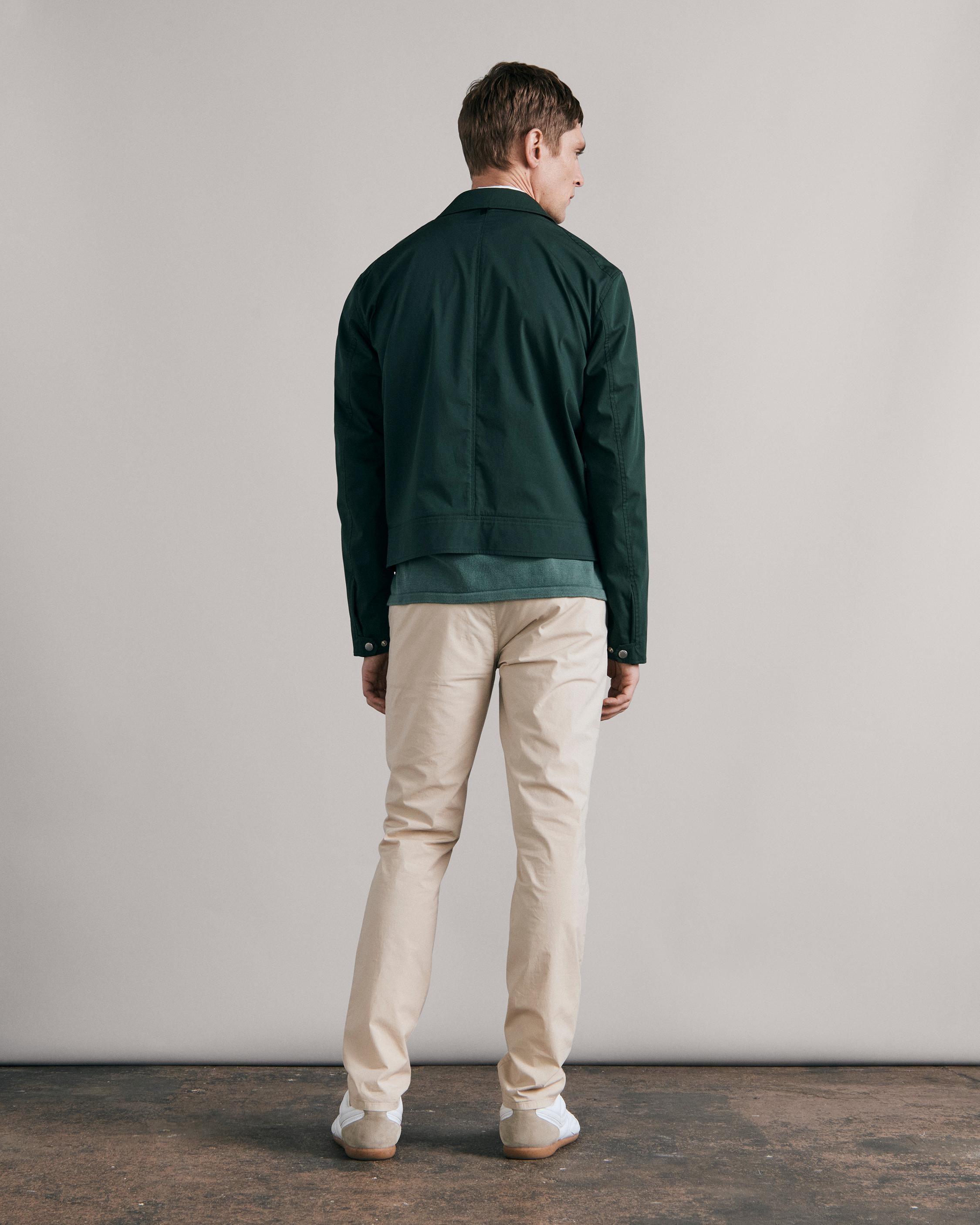 Pump Paperweight Cotton Jacket
Classic Fit Jacket - 5