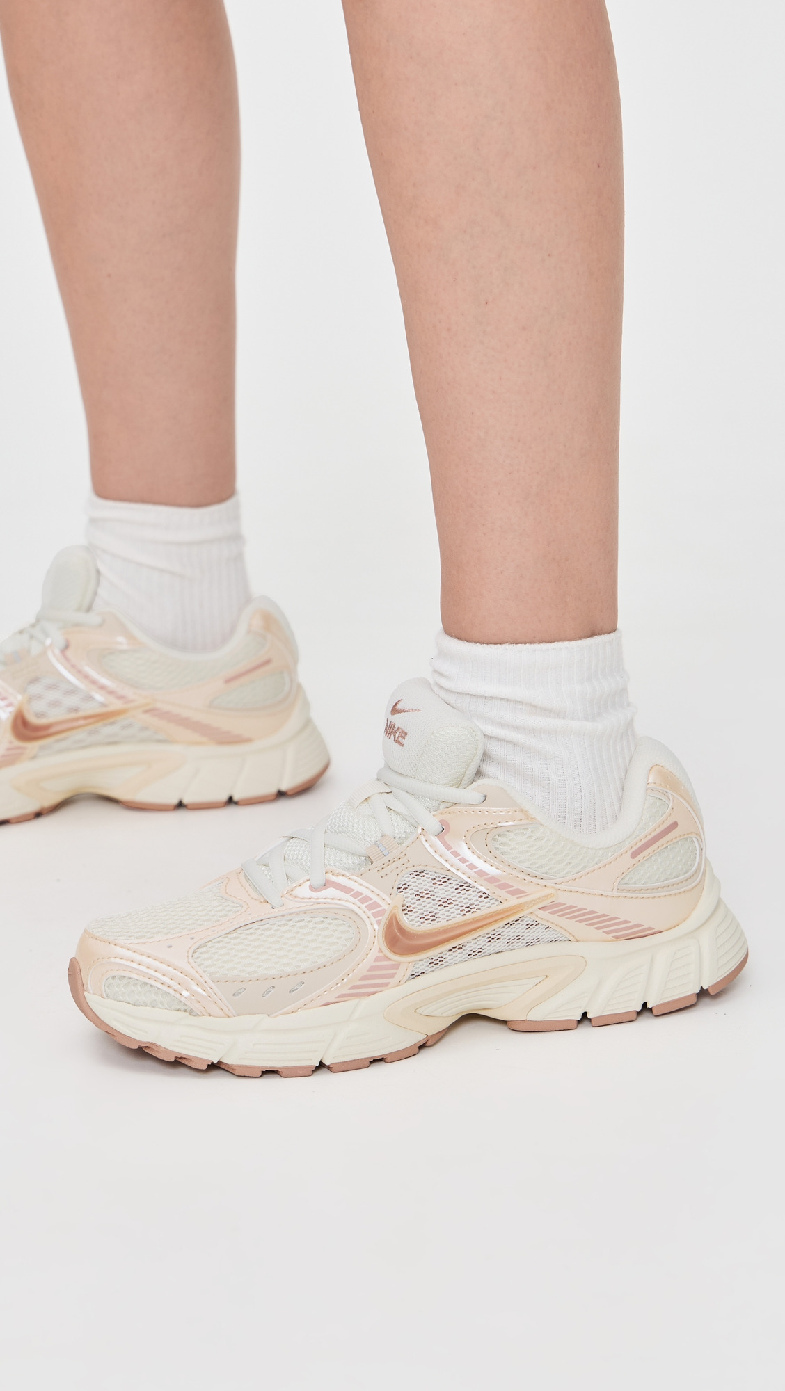 Nike V5 RNR Sneakers - 2