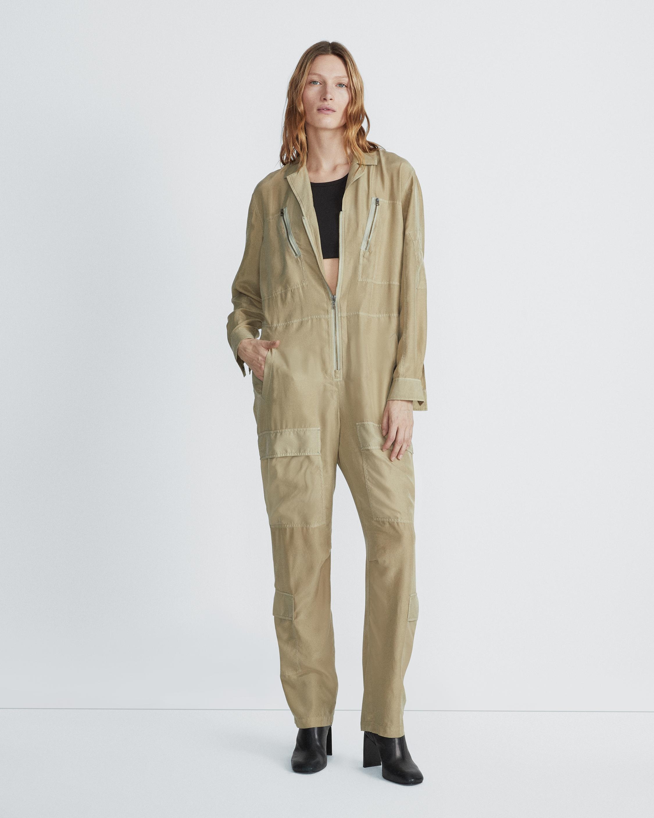 Jaden Silk Jumpsuit
Relaxed Fit Jumpsuit - 3