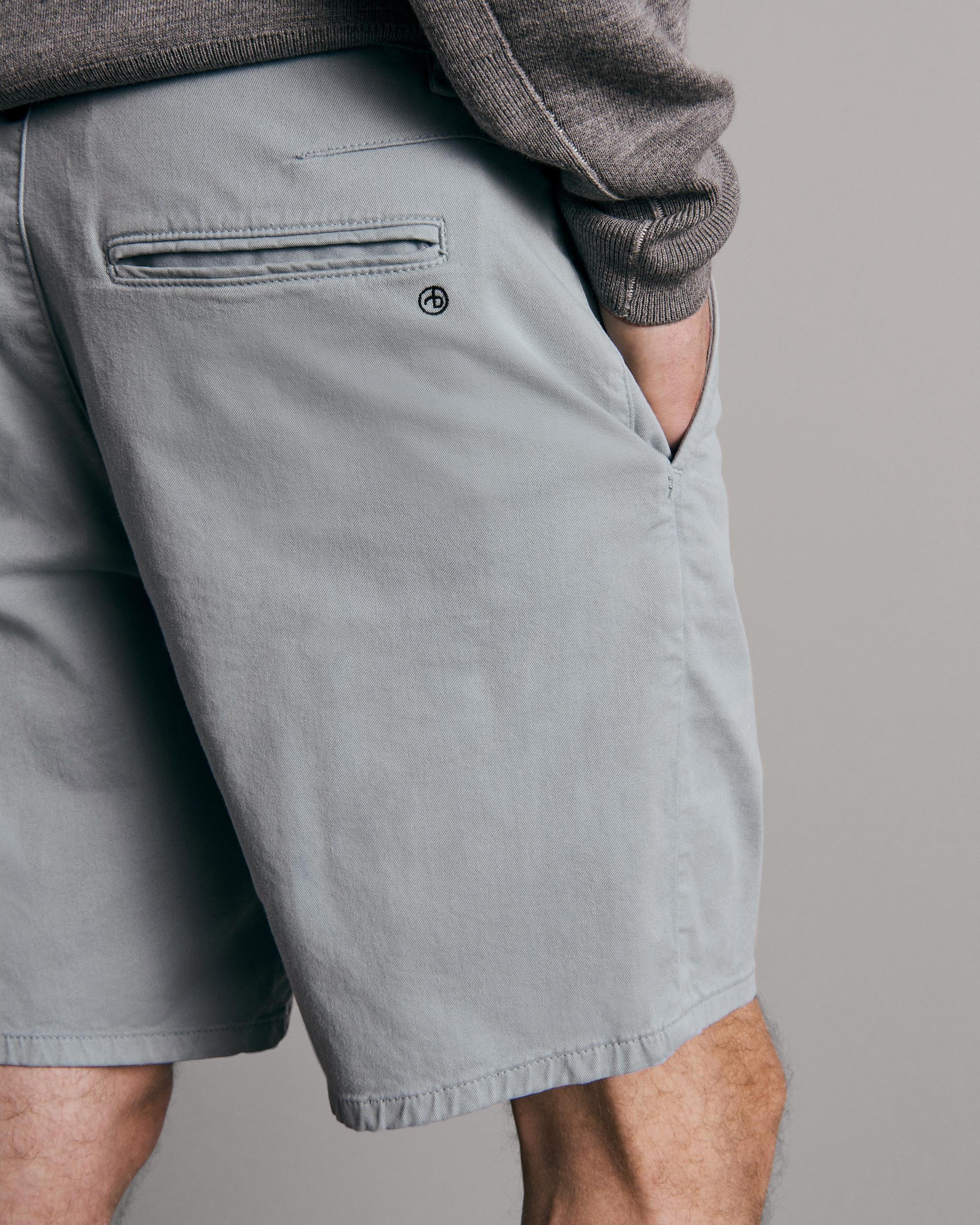 Perry Stretch Twill Cotton Short
Slim Fit Short - 6