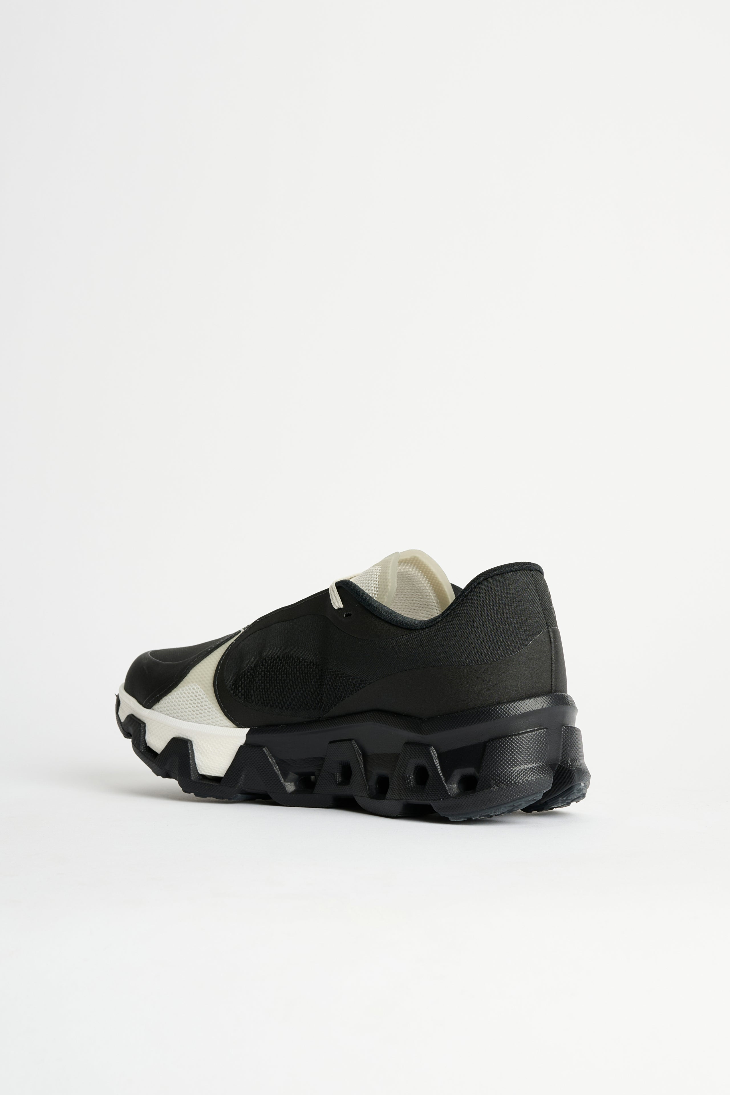 ON CLOUDMONSTER HYPER PAF 1 M BLACK / BLACK - 2