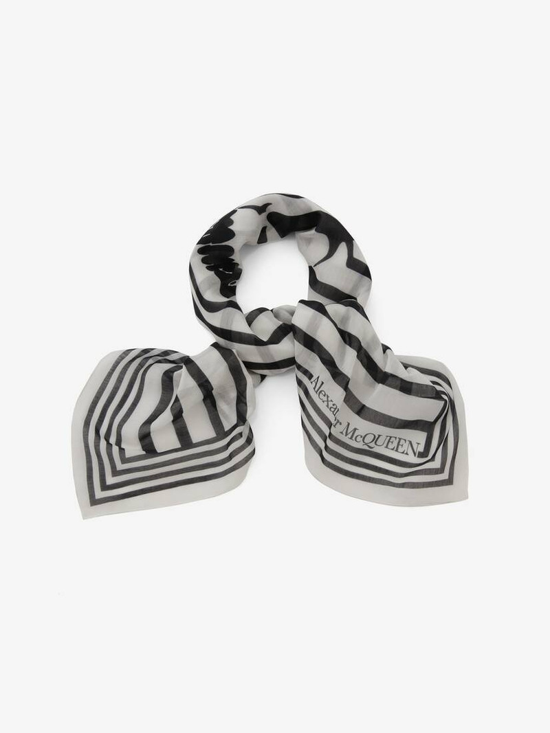 Alexander McQueen Breton Biker Skull Scarf in Black/ivory outlook